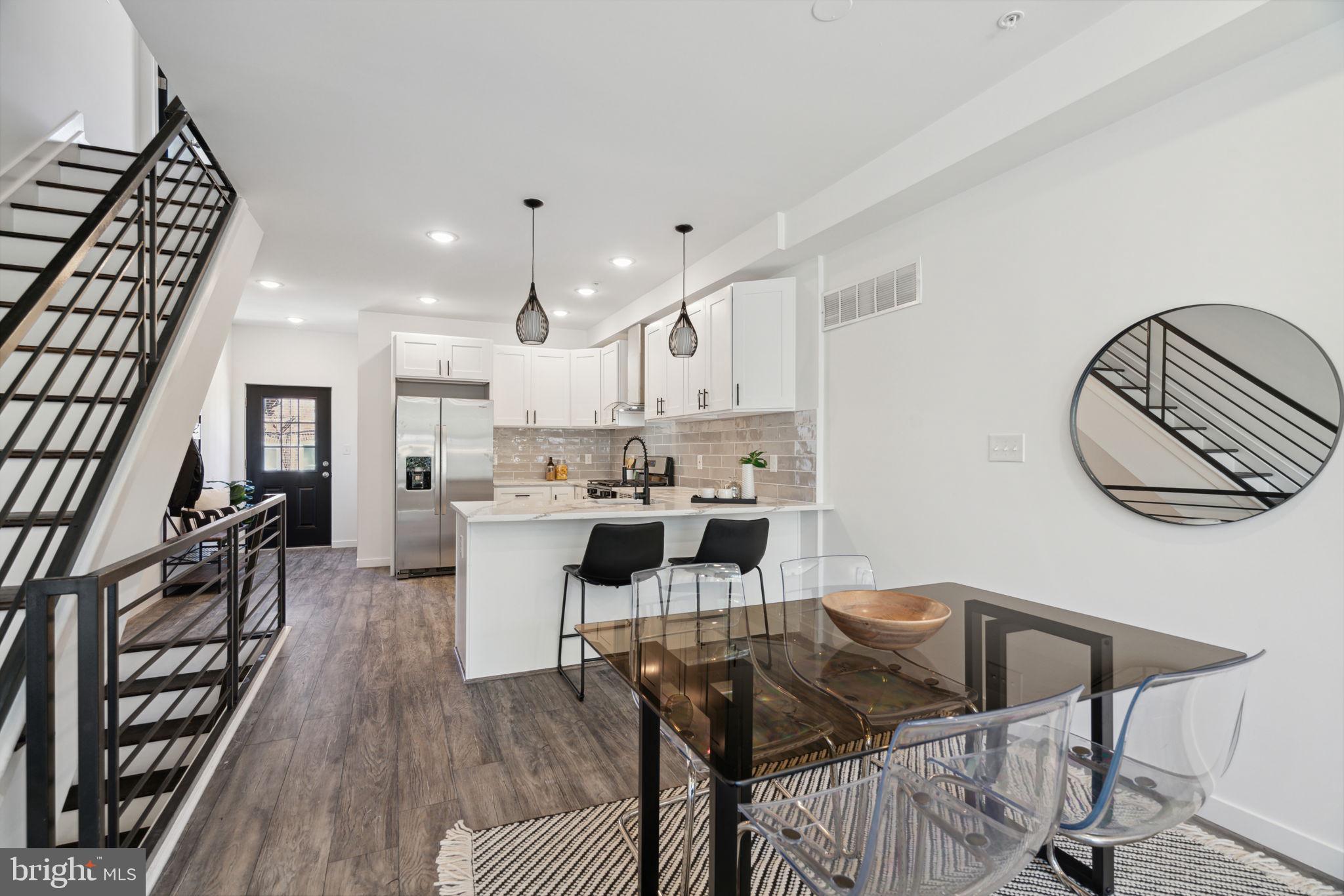 WEST OAK LANE - Residential