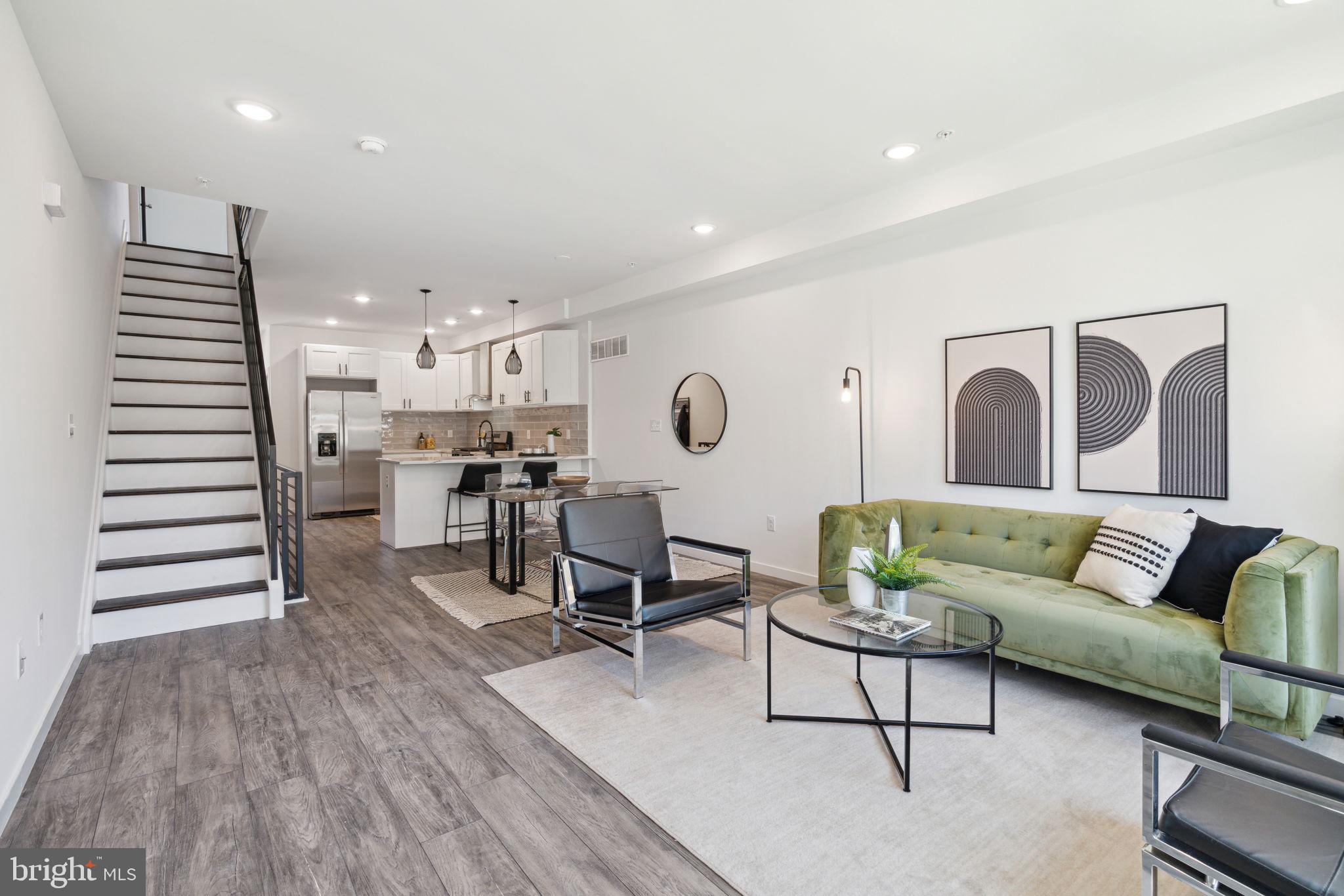 WEST OAK LANE - Residential