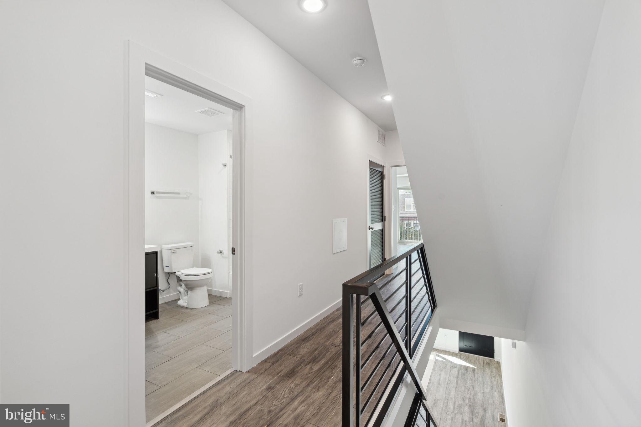 WEST OAK LANE - Residential