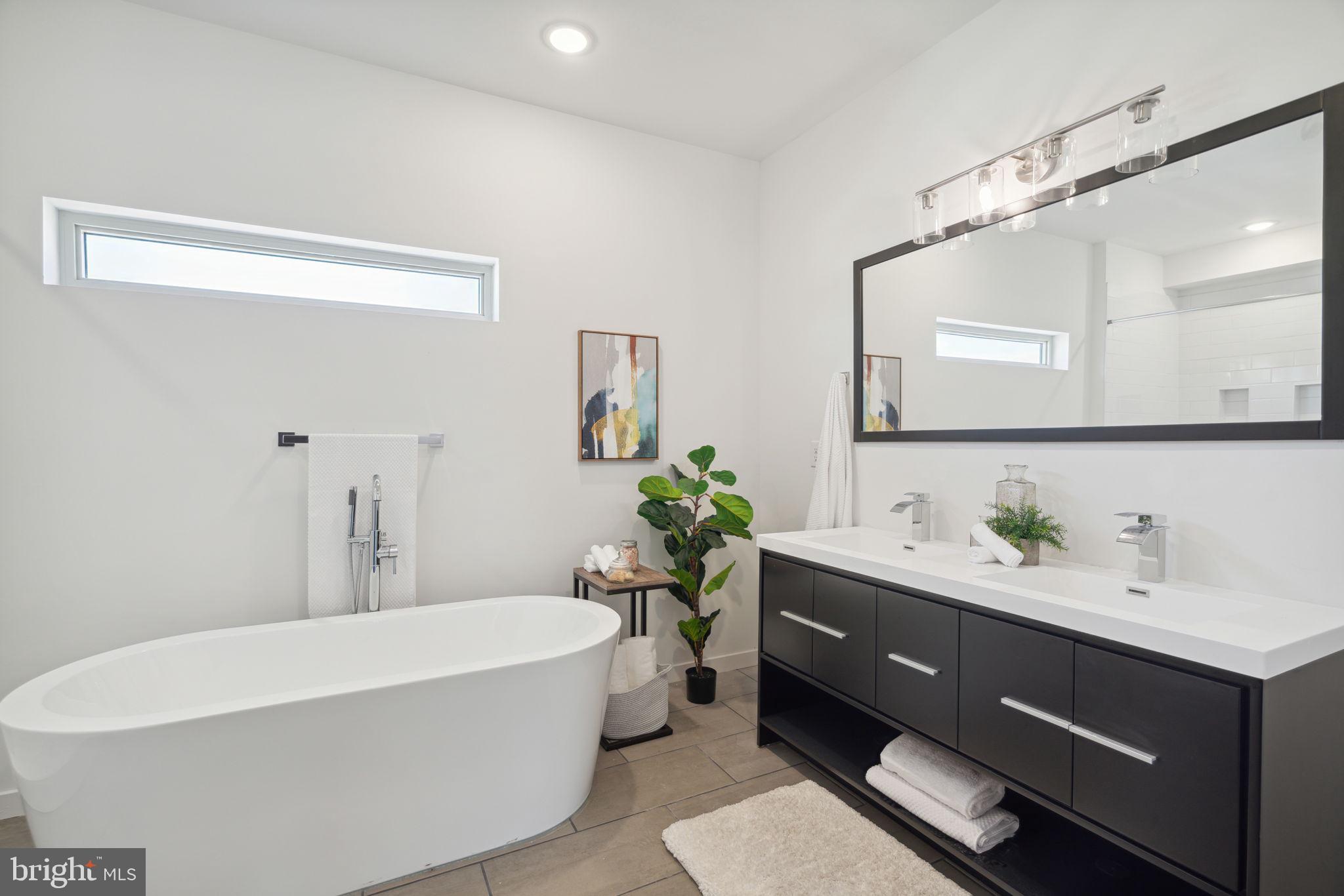 WEST OAK LANE - Residential