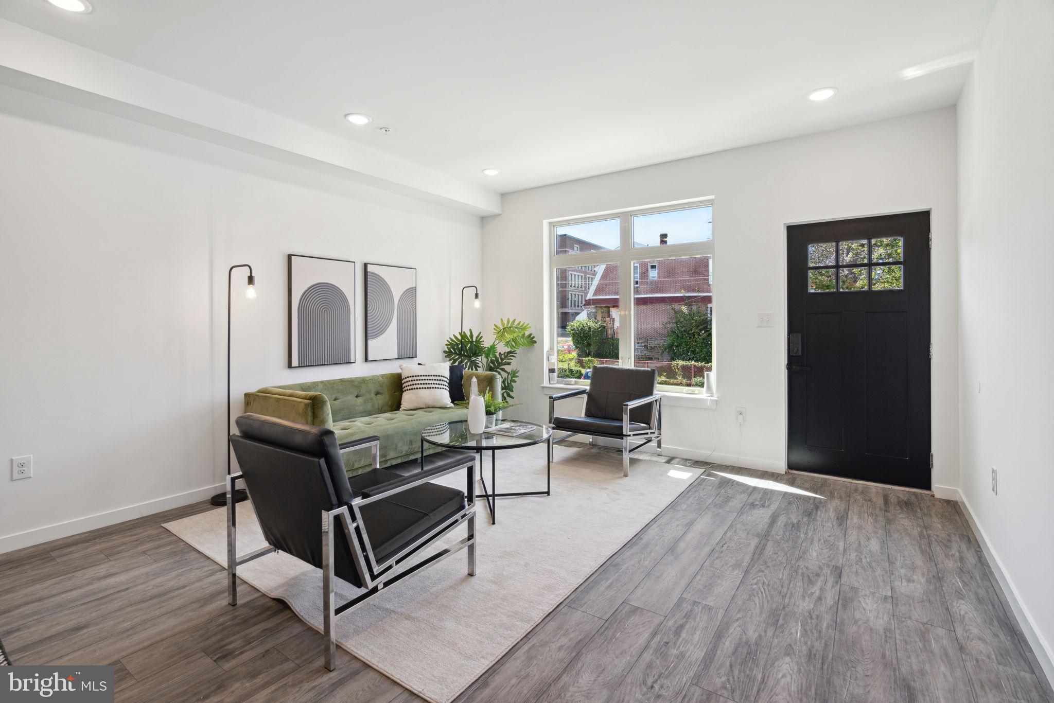 WEST OAK LANE - Residential