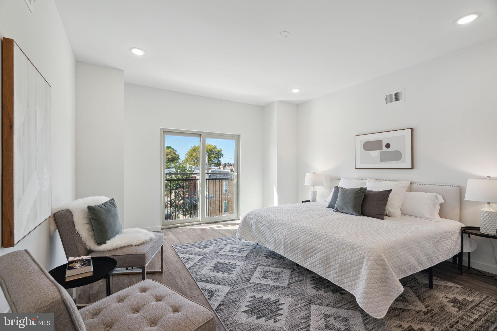 WEST OAK LANE - Residential