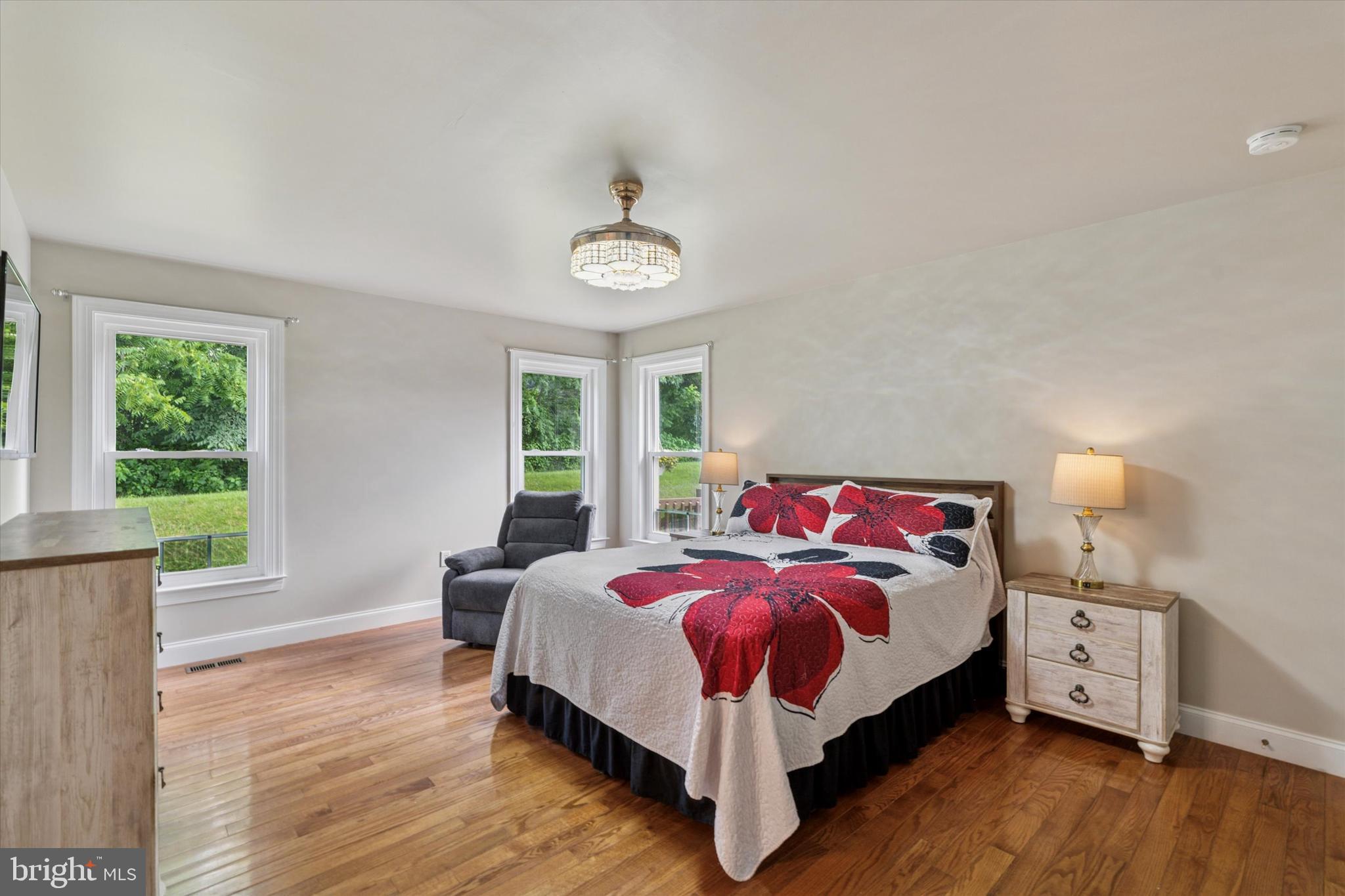 HILLBROOK FARMS - Residential