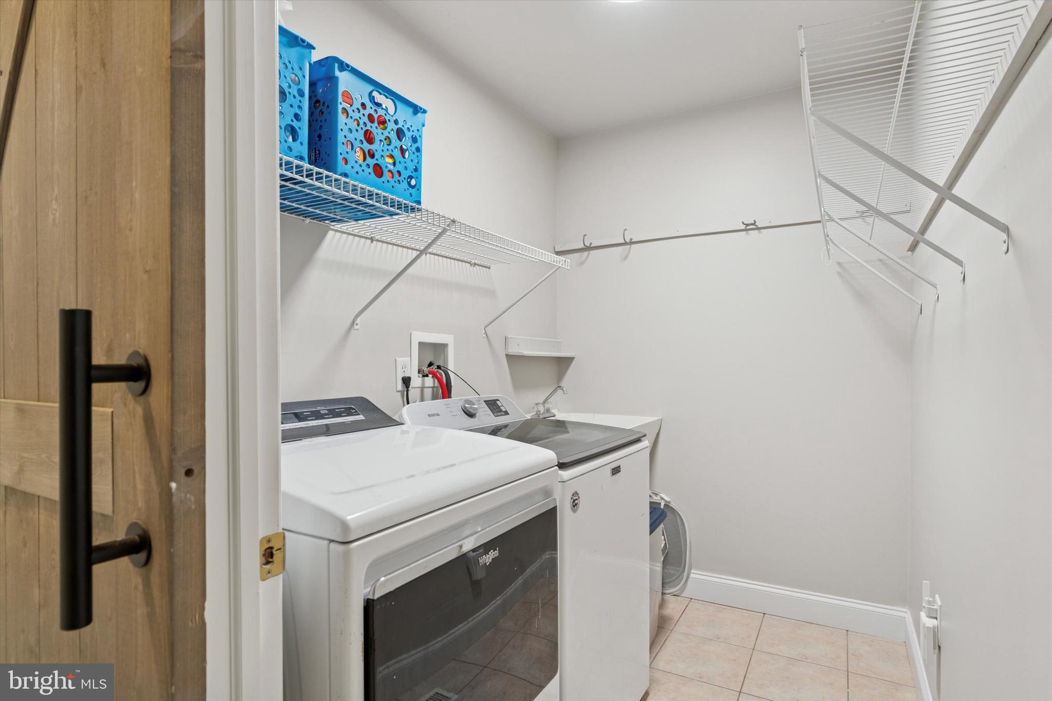 HILLBROOK FARMS - Residential