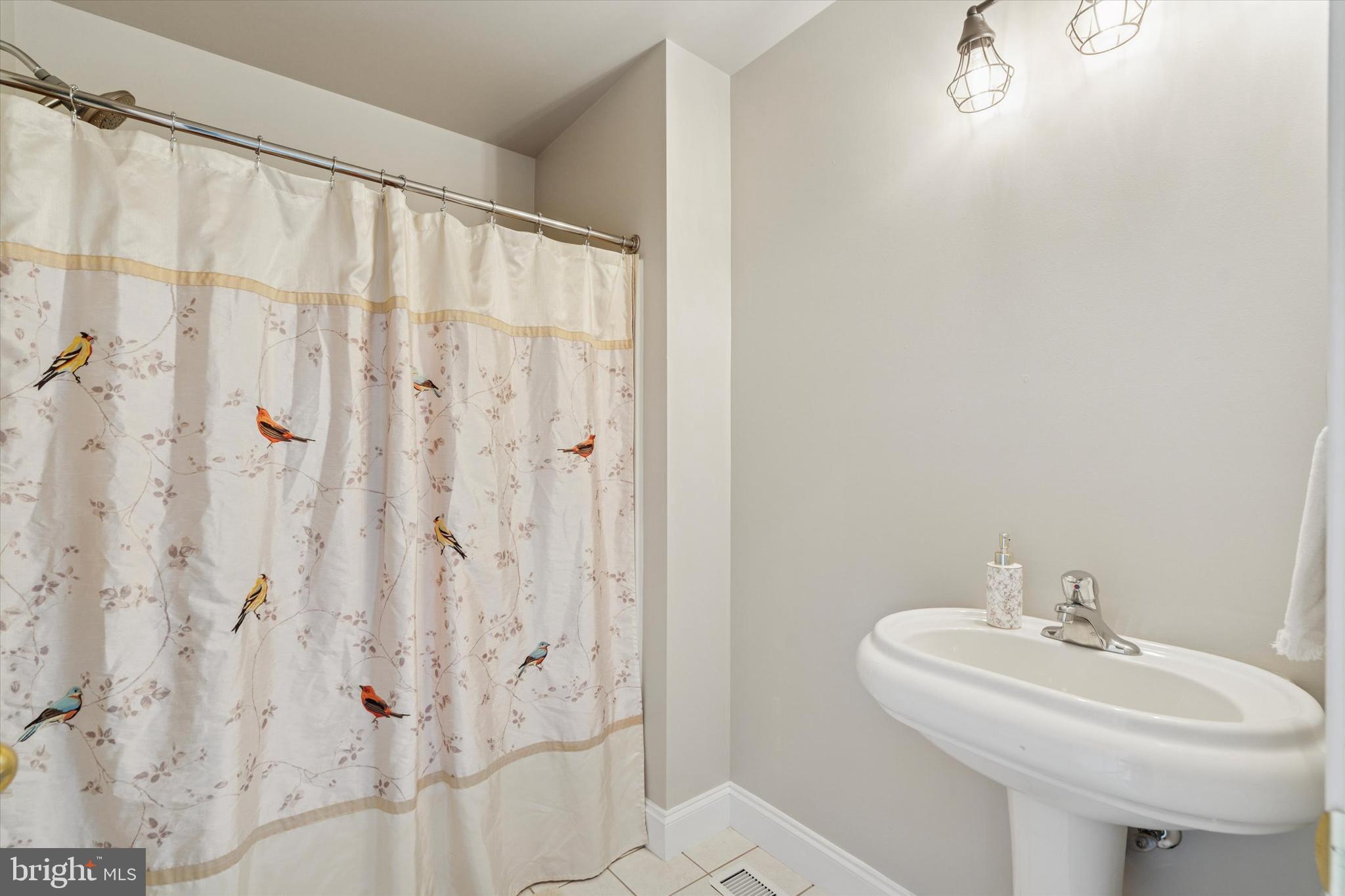 HILLBROOK FARMS - Residential