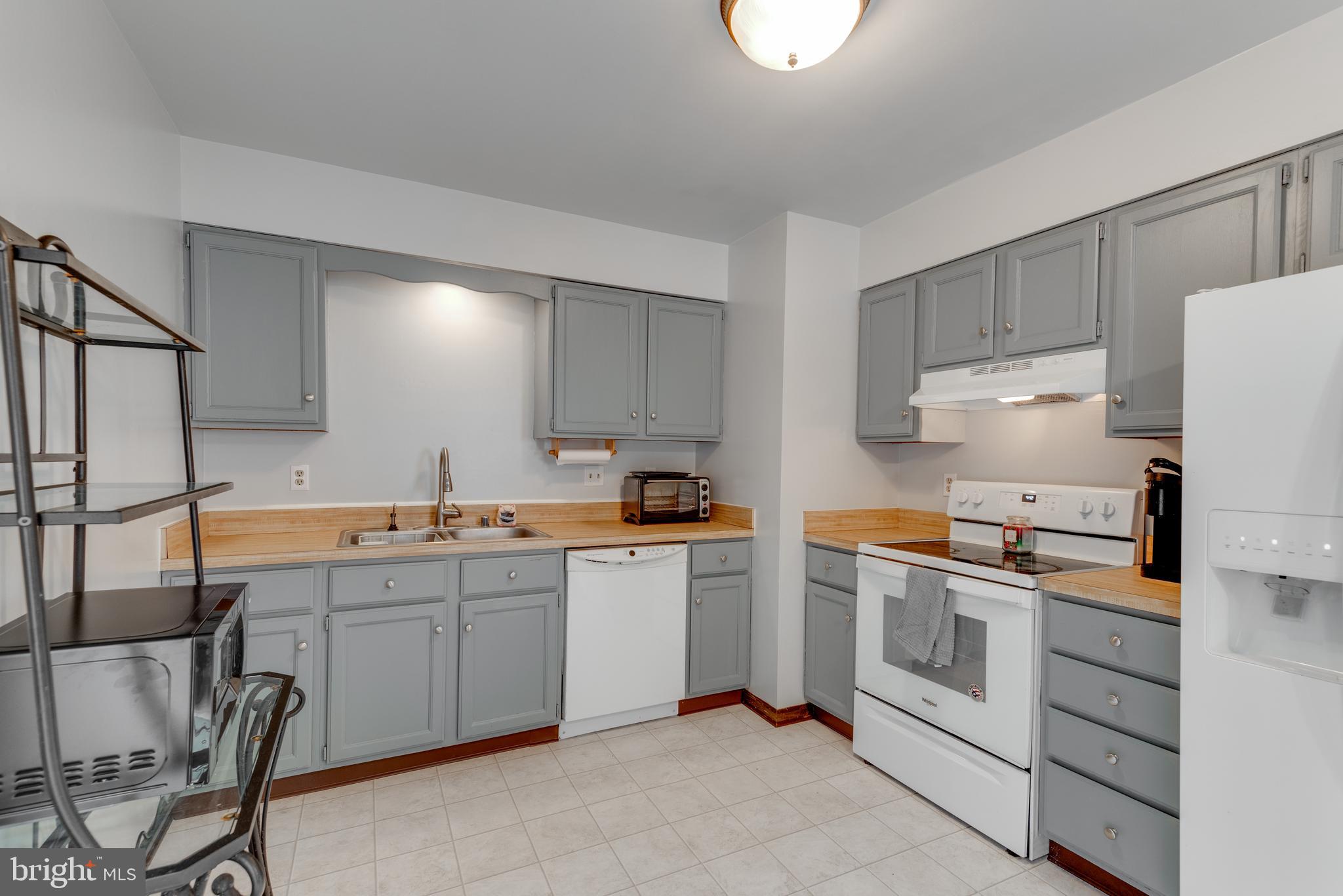 CEDAR COVE - Residential