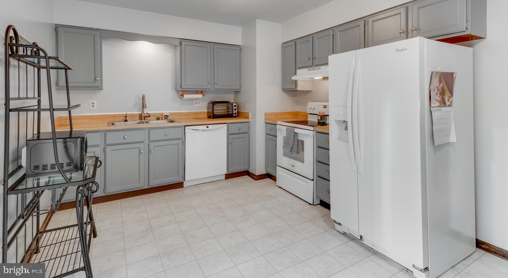 CEDAR COVE - Residential