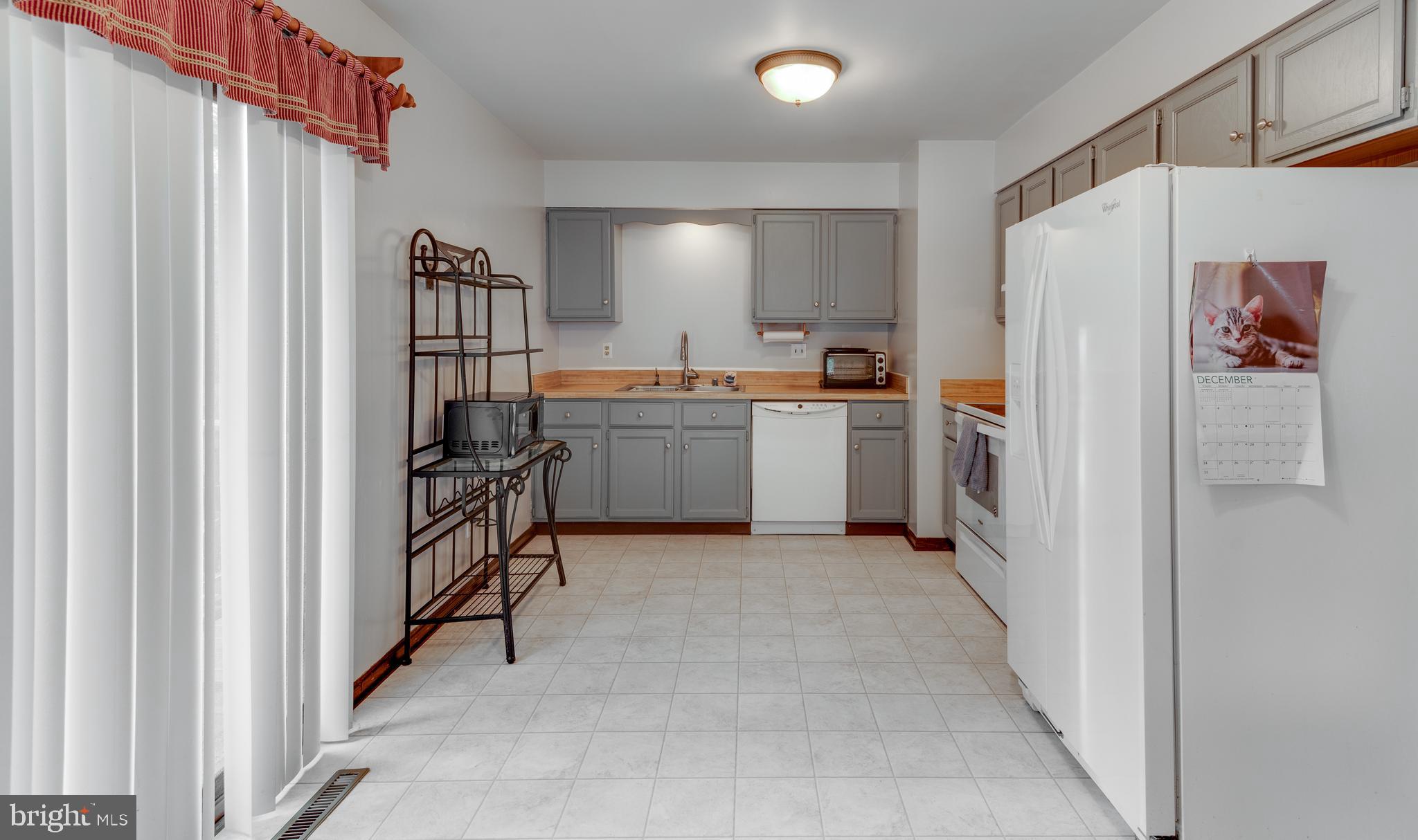 CEDAR COVE - Residential