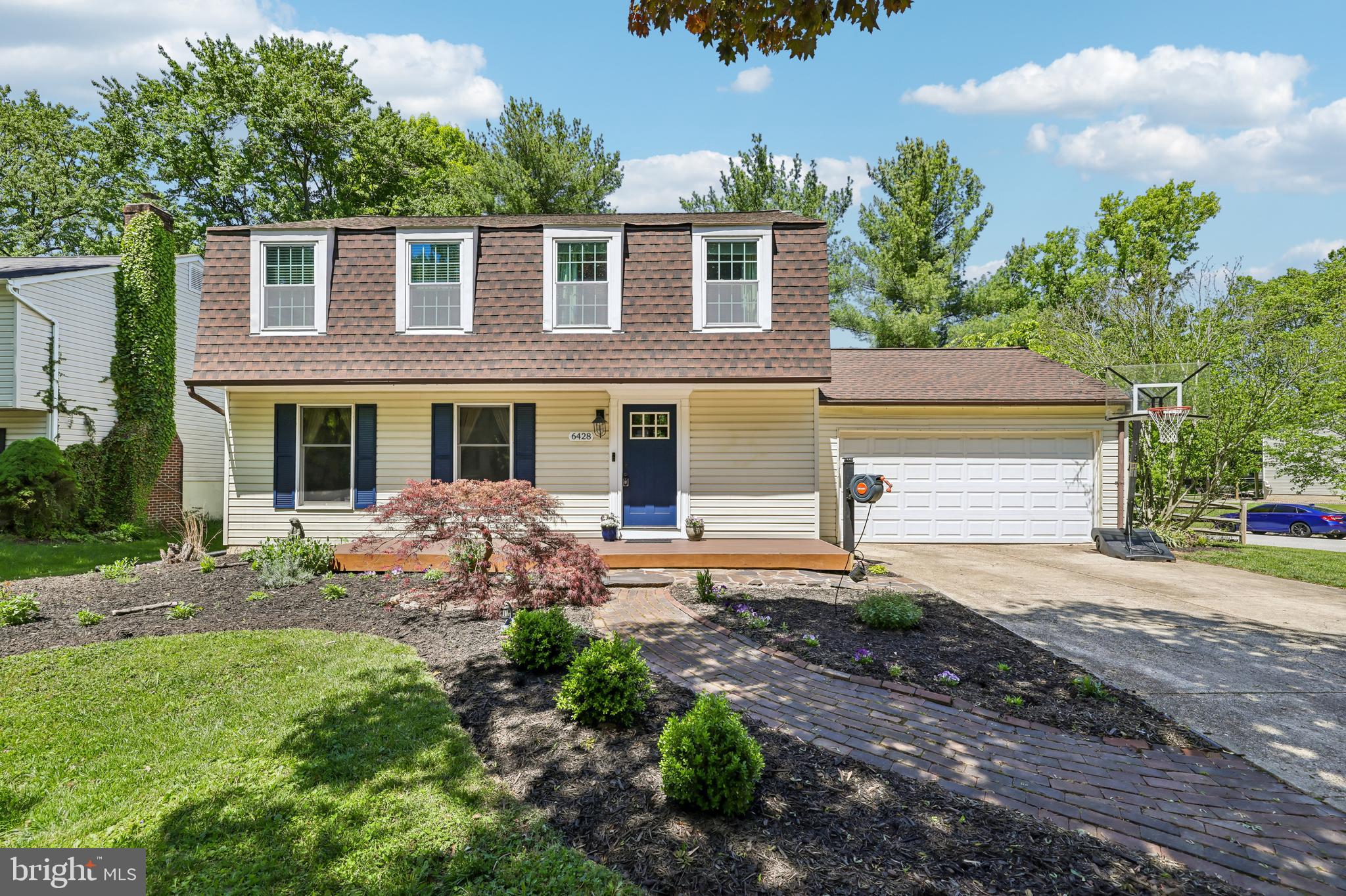 VILLAGE OF OWEN BROWN - Residential