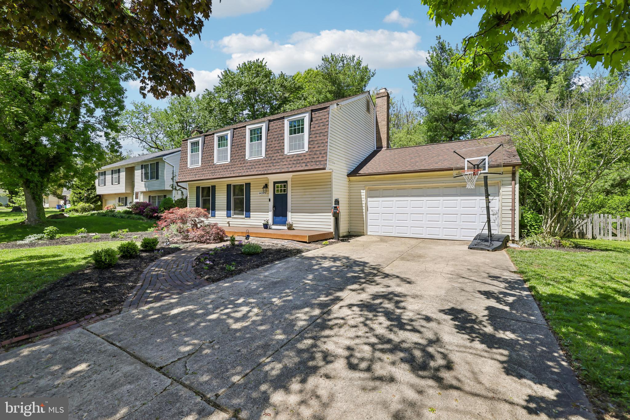 VILLAGE OF OWEN BROWN - Residential