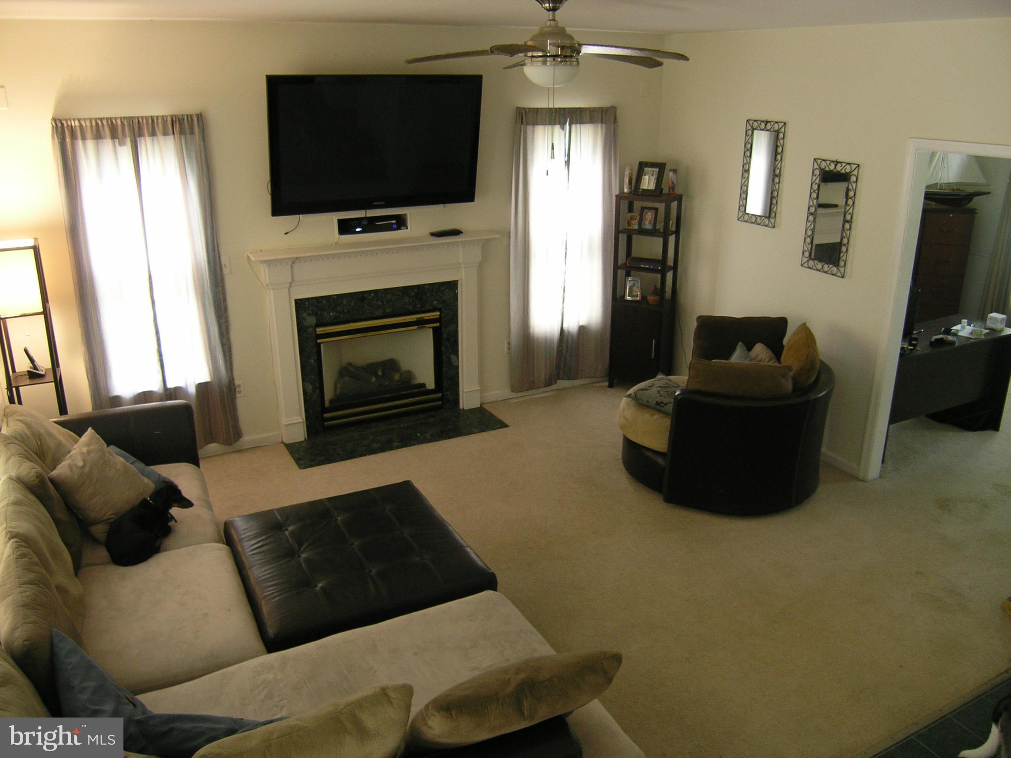 COVE POINT WOODS - Residential