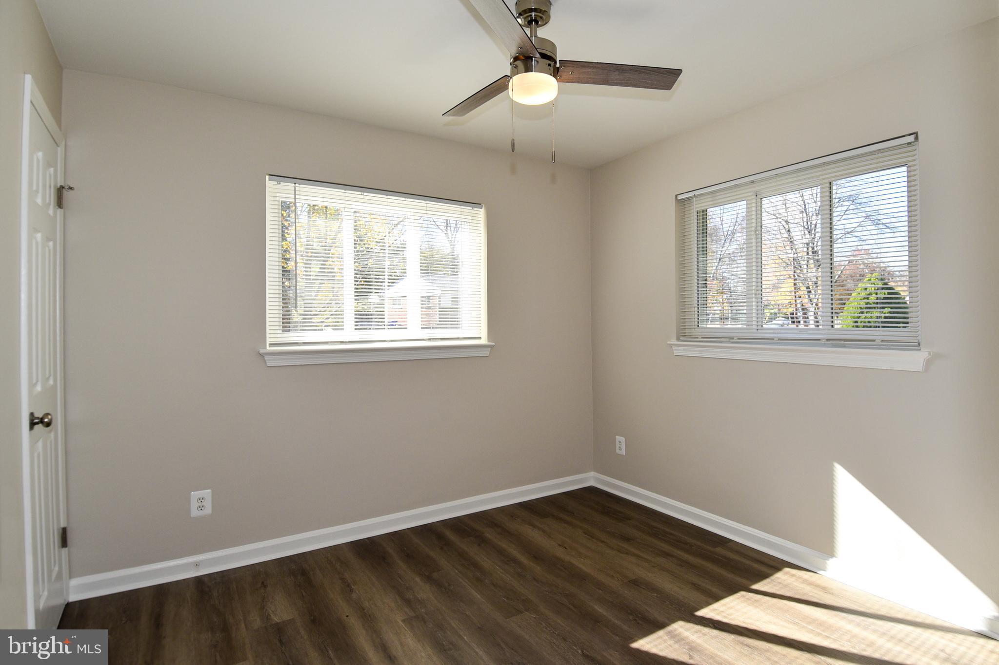 CONNECTICUT GARDENS - Residential Lease