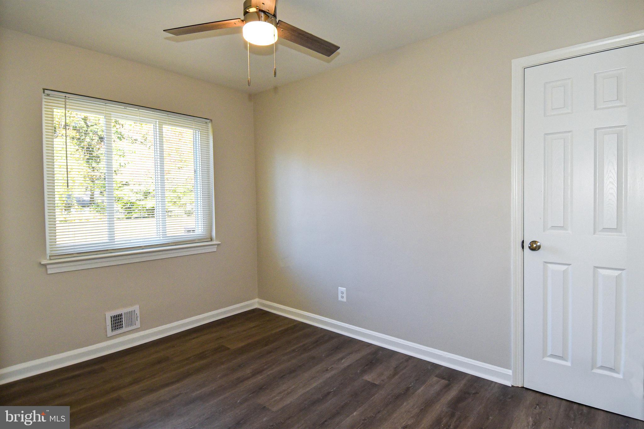 CONNECTICUT GARDENS - Residential Lease