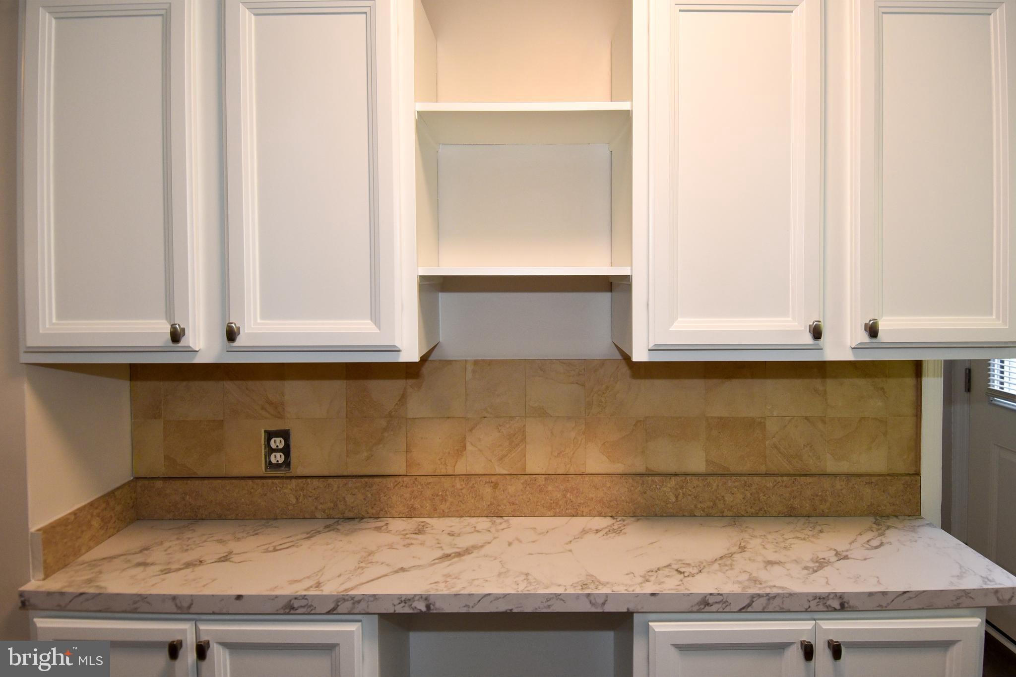 CONNECTICUT GARDENS - Residential Lease