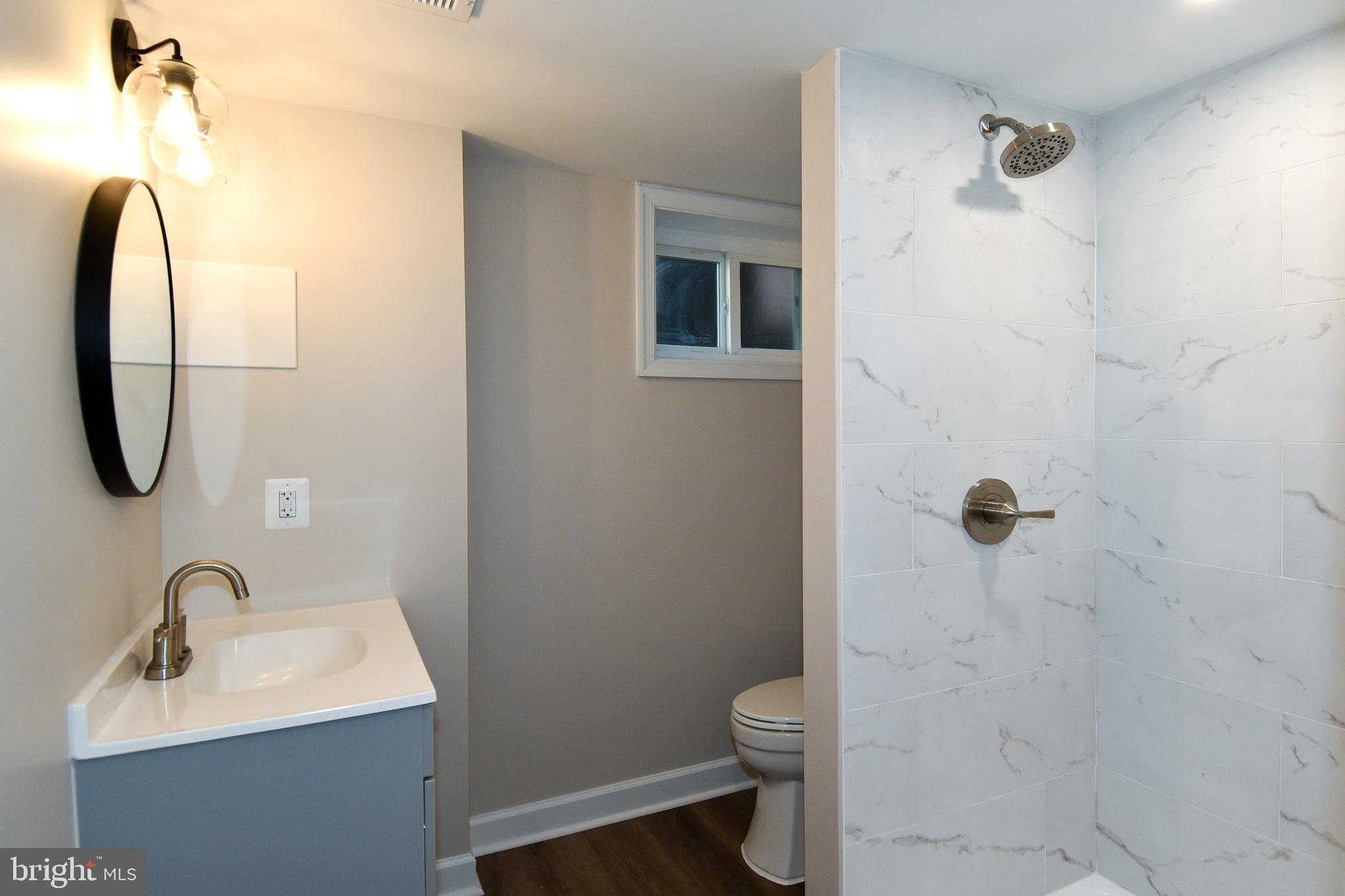 CONNECTICUT GARDENS - Residential Lease