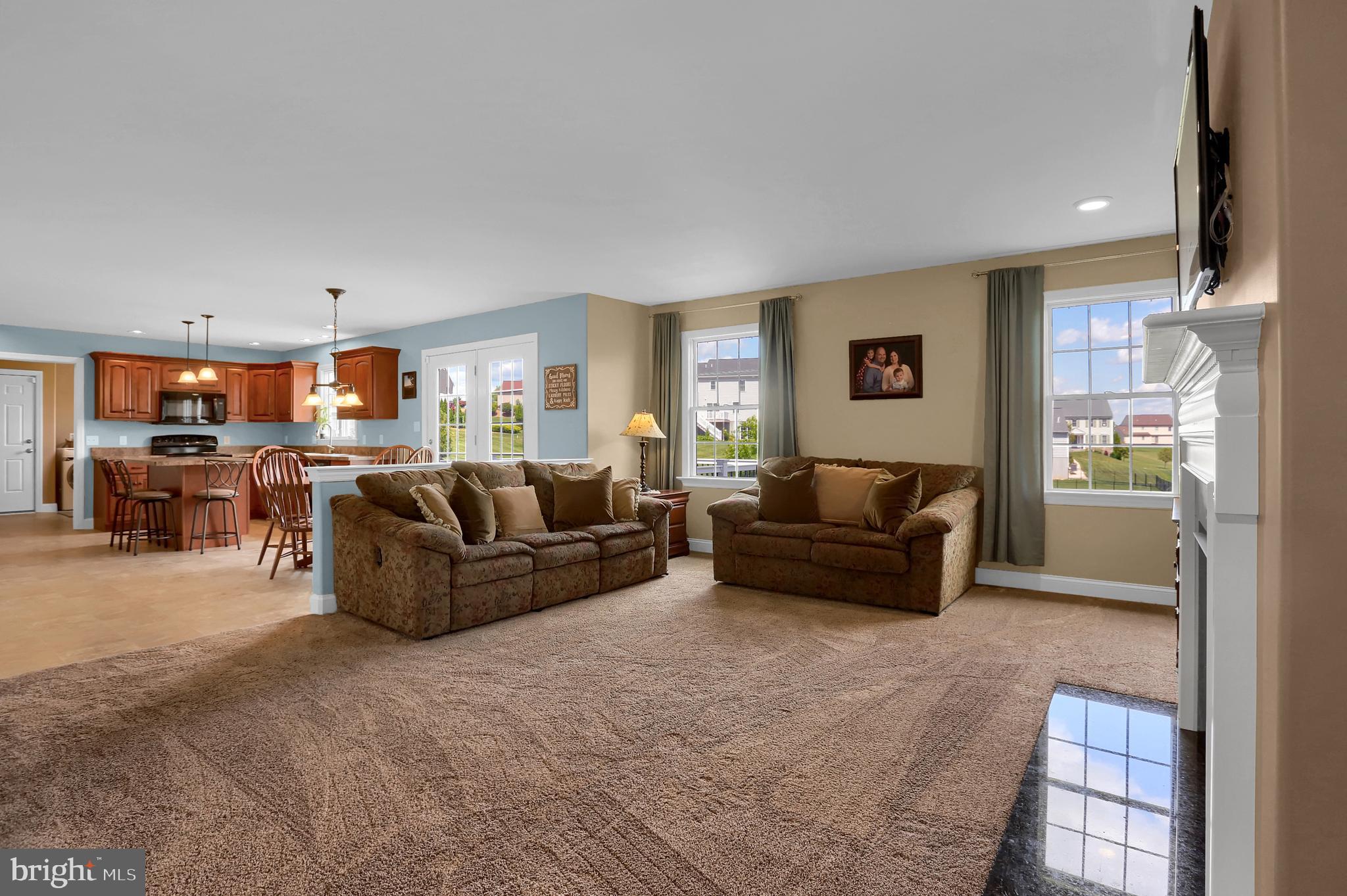 KENDALE OAKS - Residential
