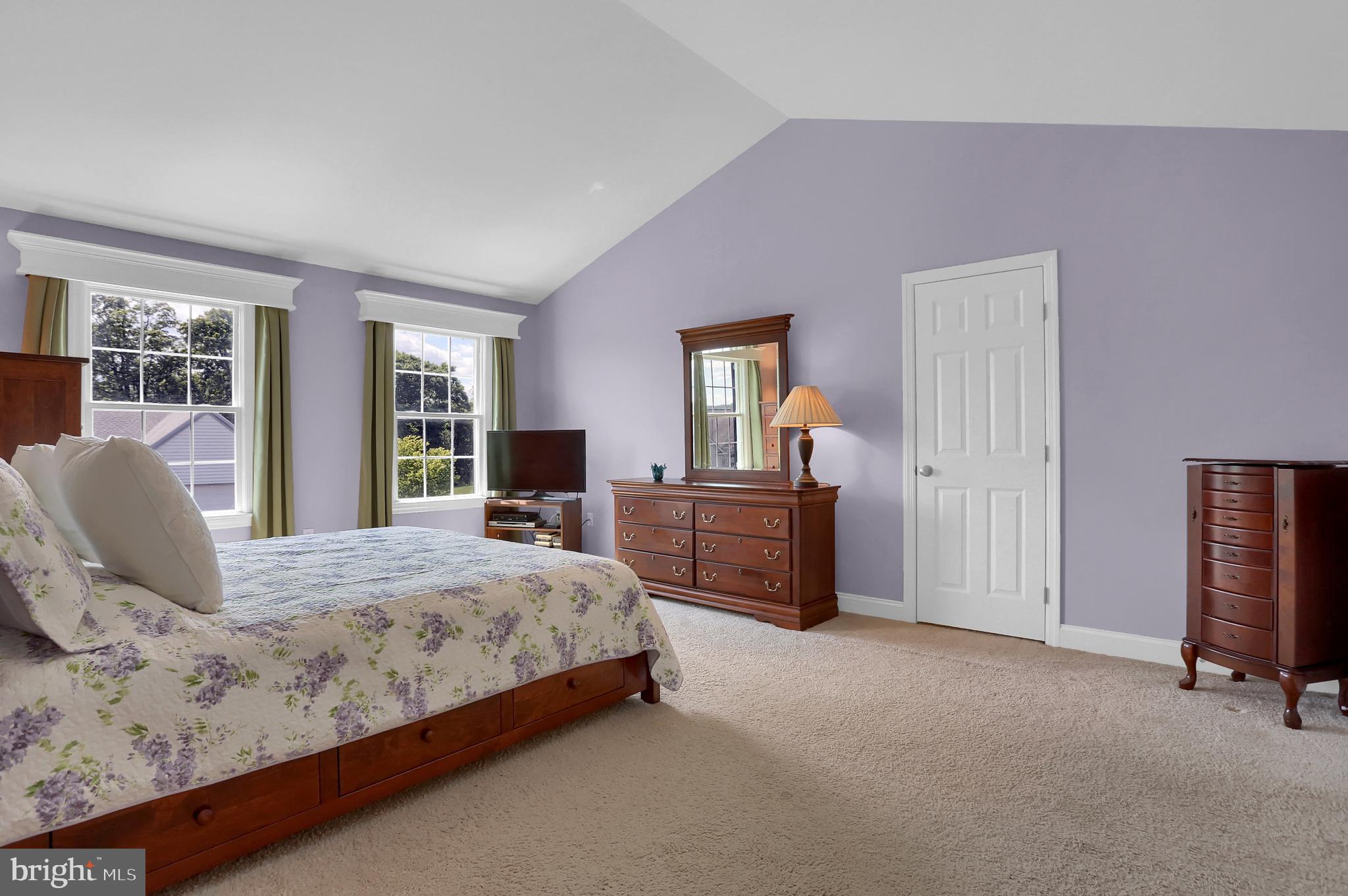 KENDALE OAKS - Residential