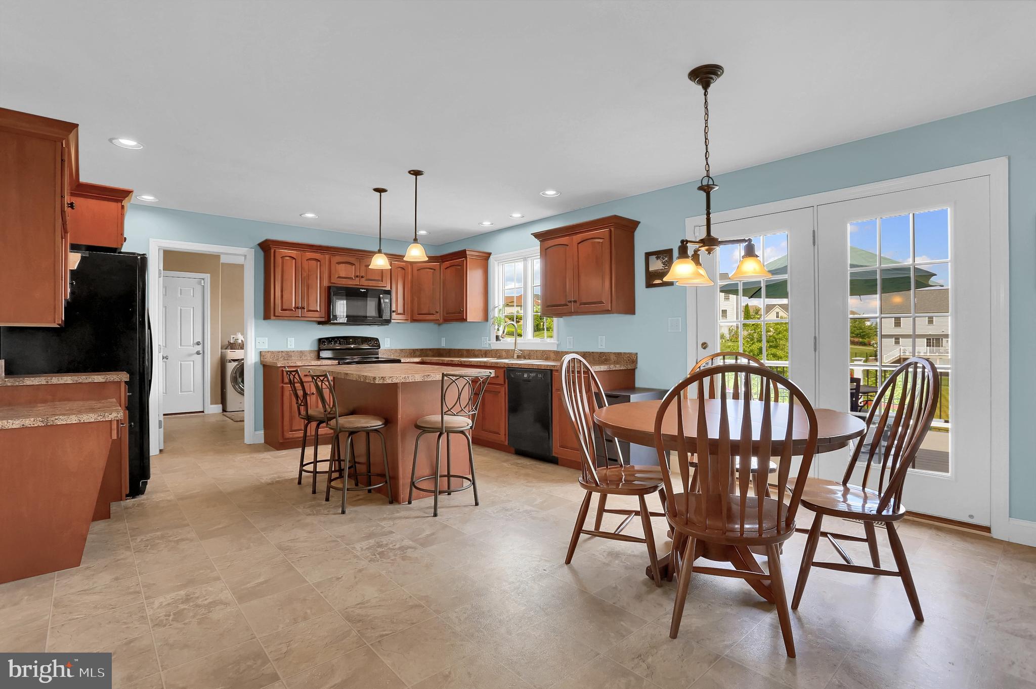 KENDALE OAKS - Residential