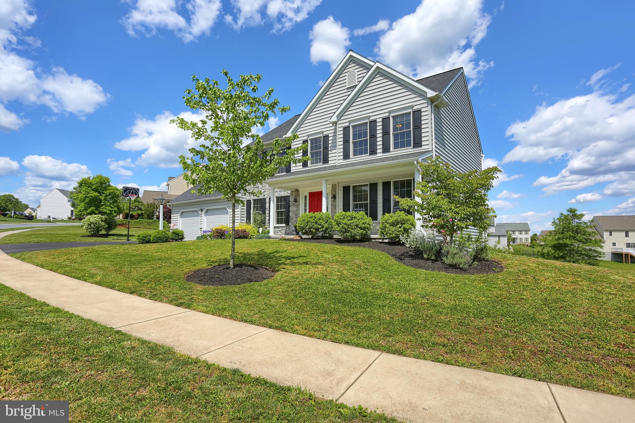 KENDALE OAKS - Residential