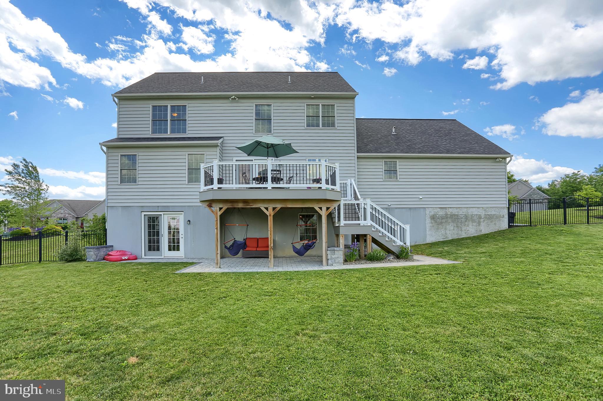 KENDALE OAKS - Residential