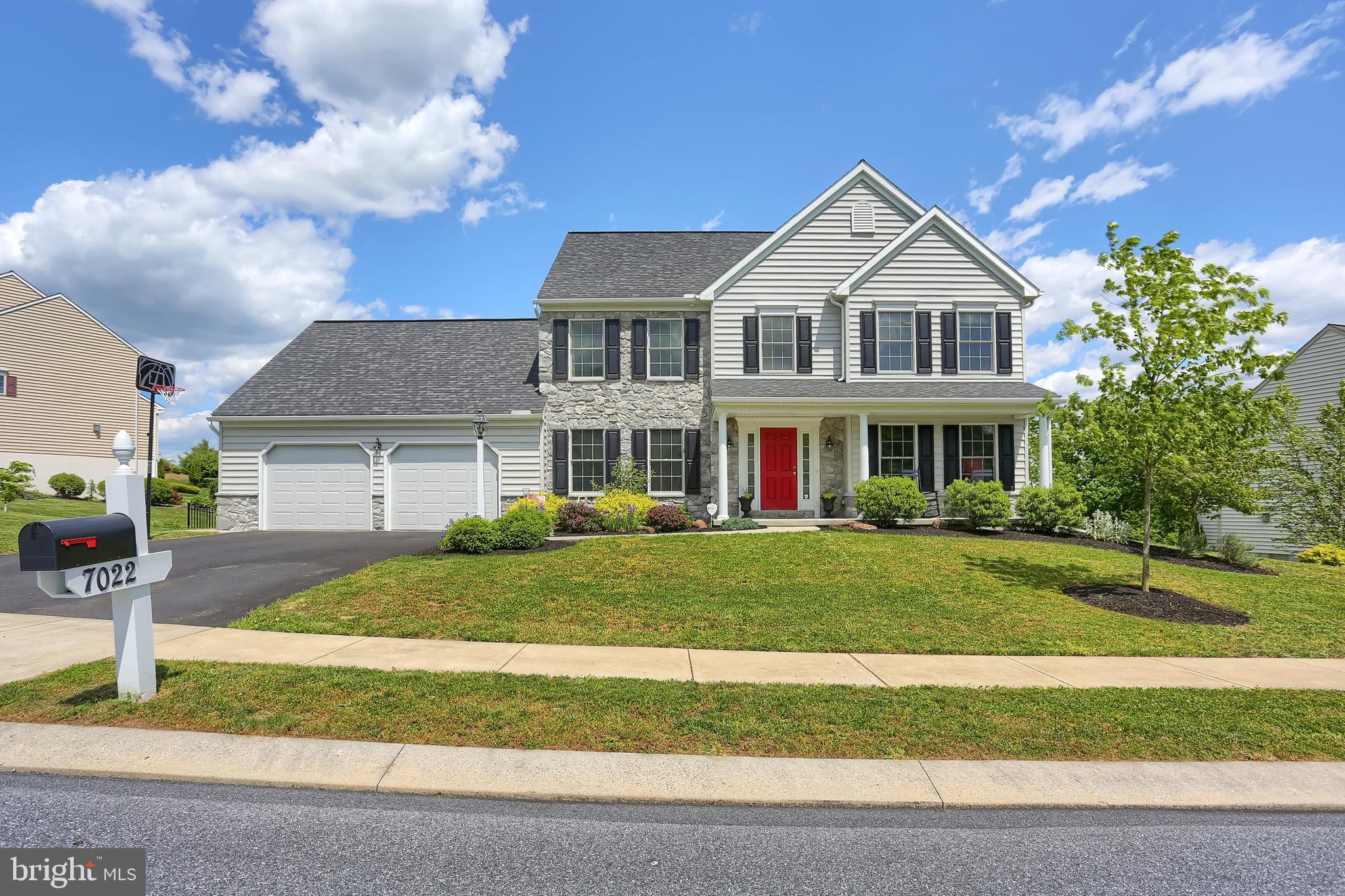 KENDALE OAKS - Residential