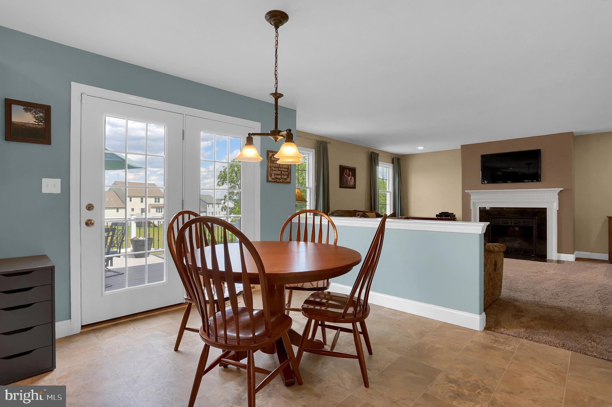 KENDALE OAKS - Residential