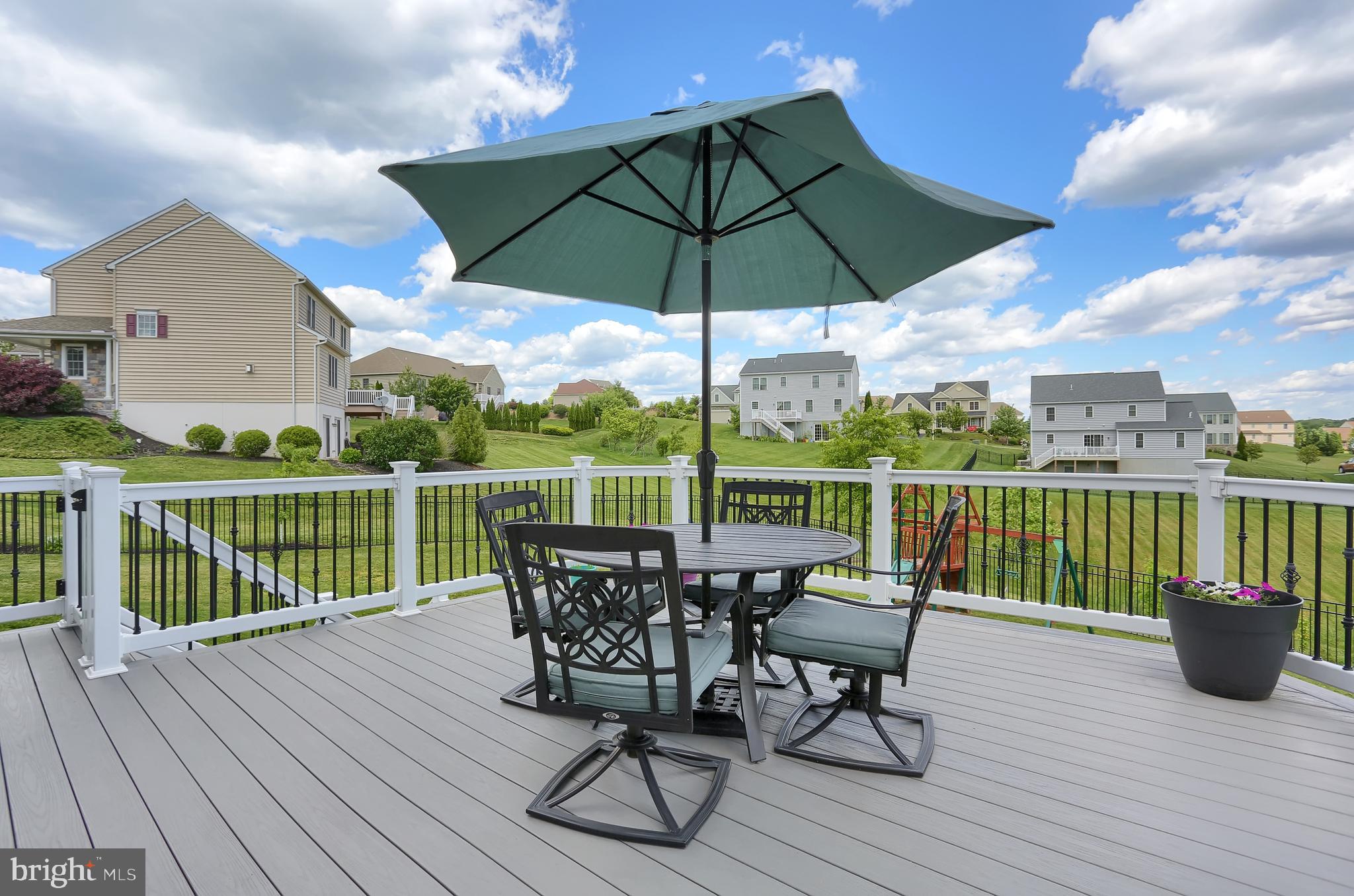 KENDALE OAKS - Residential