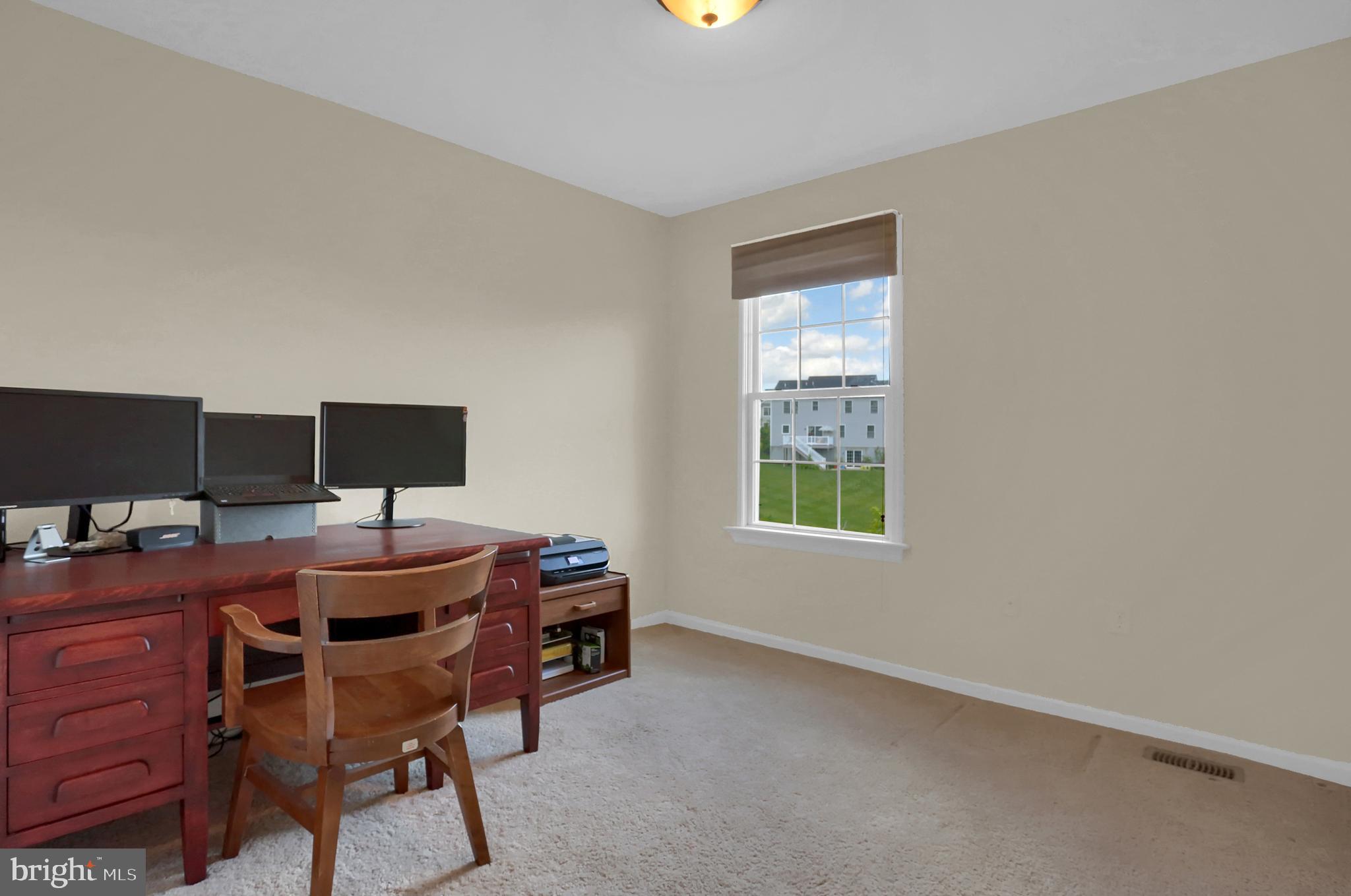 KENDALE OAKS - Residential