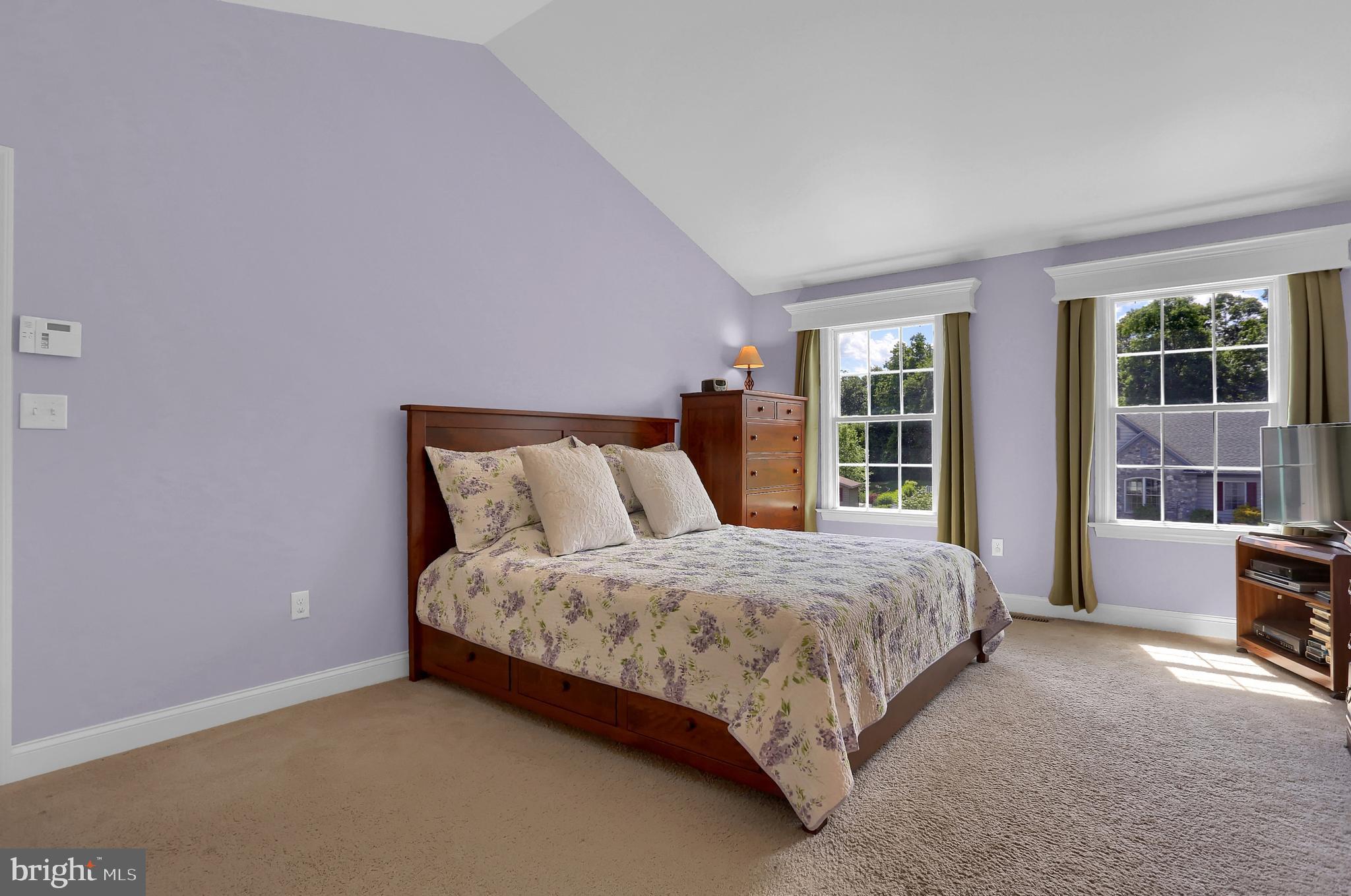 KENDALE OAKS - Residential