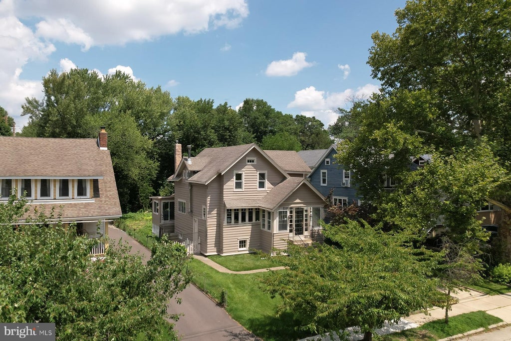 Photo of 345 Park Avenue, COLLINGSWOOD, NJ 08108 (MLS # NJCD2123436)