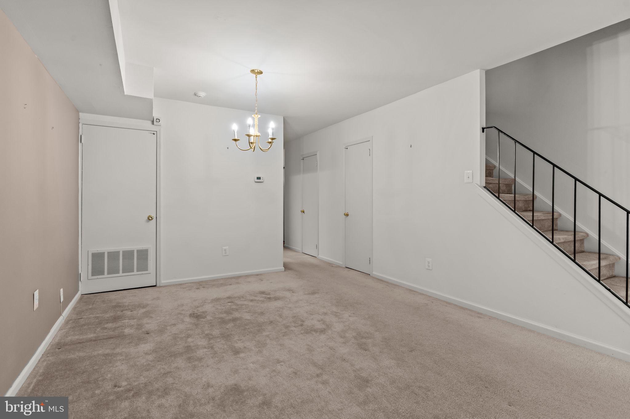 OXFORD OF BLUE BELL - Residential