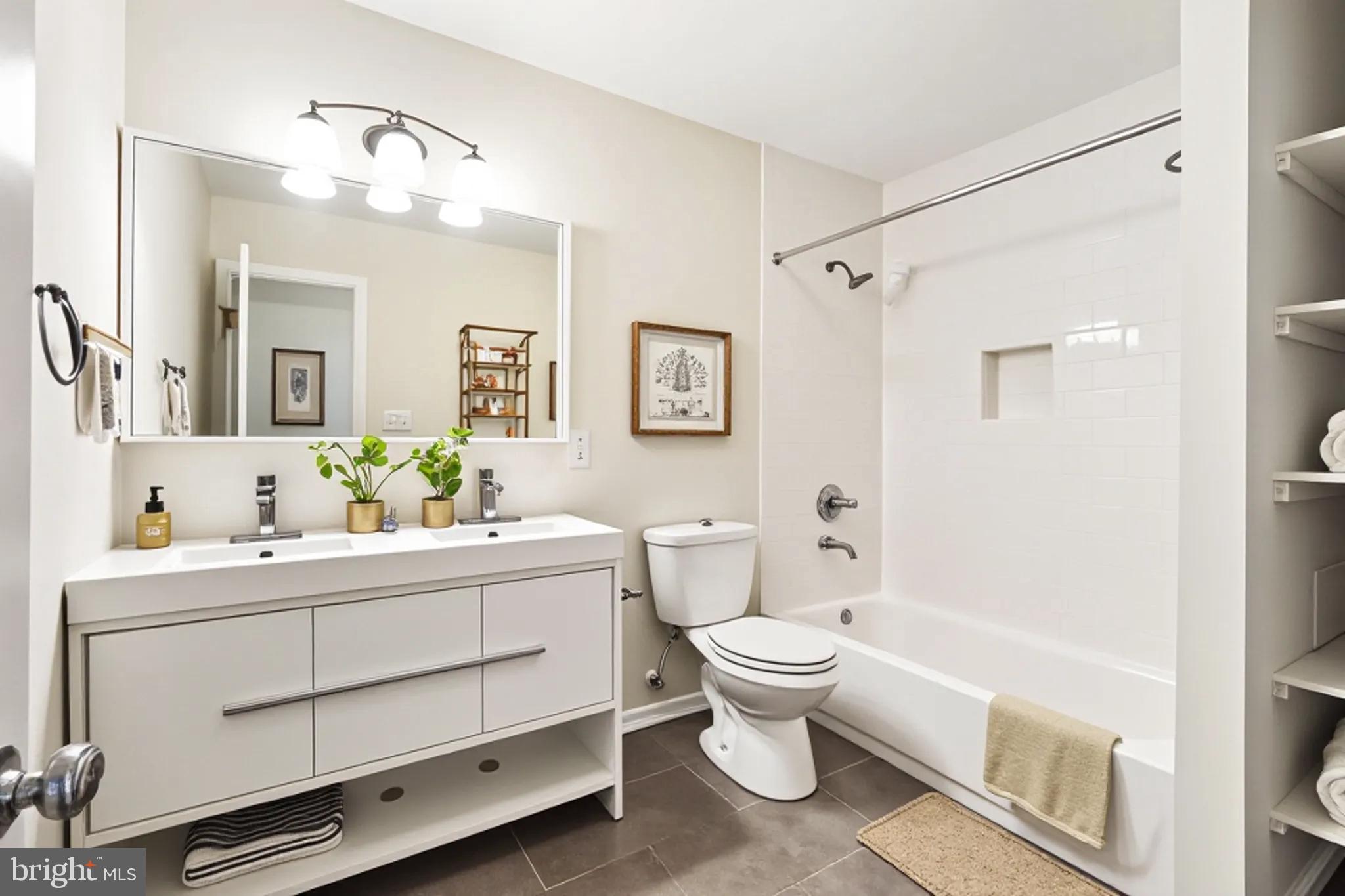 HYNESBORO PARK - Residential