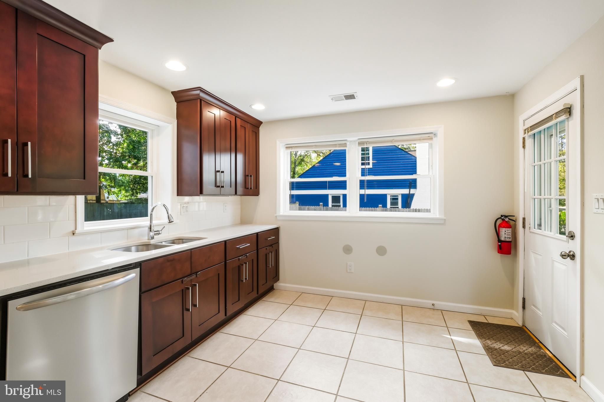 HYNESBORO PARK - Residential