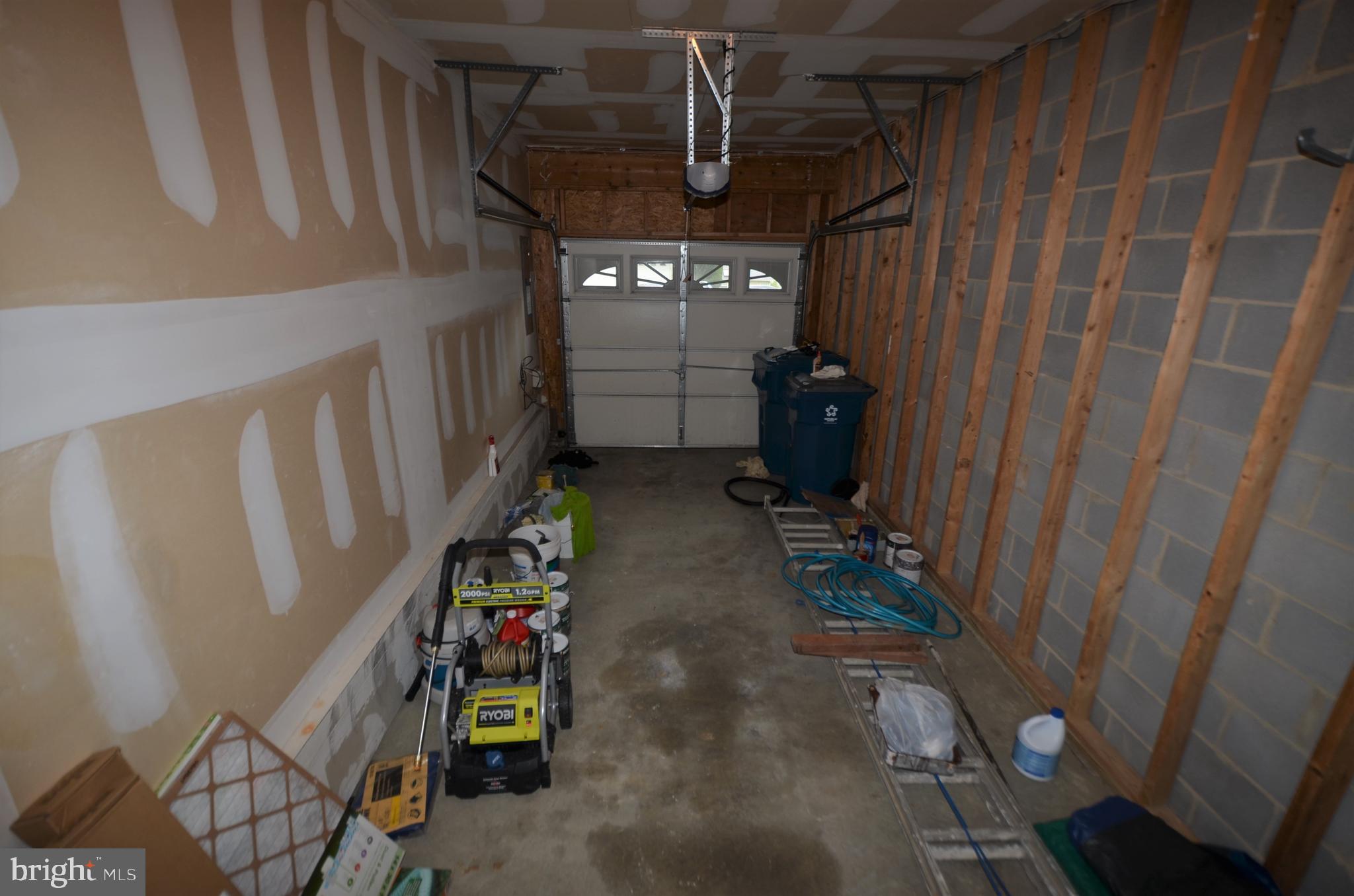 CHASE AT BELL TAVE - Residential Lease