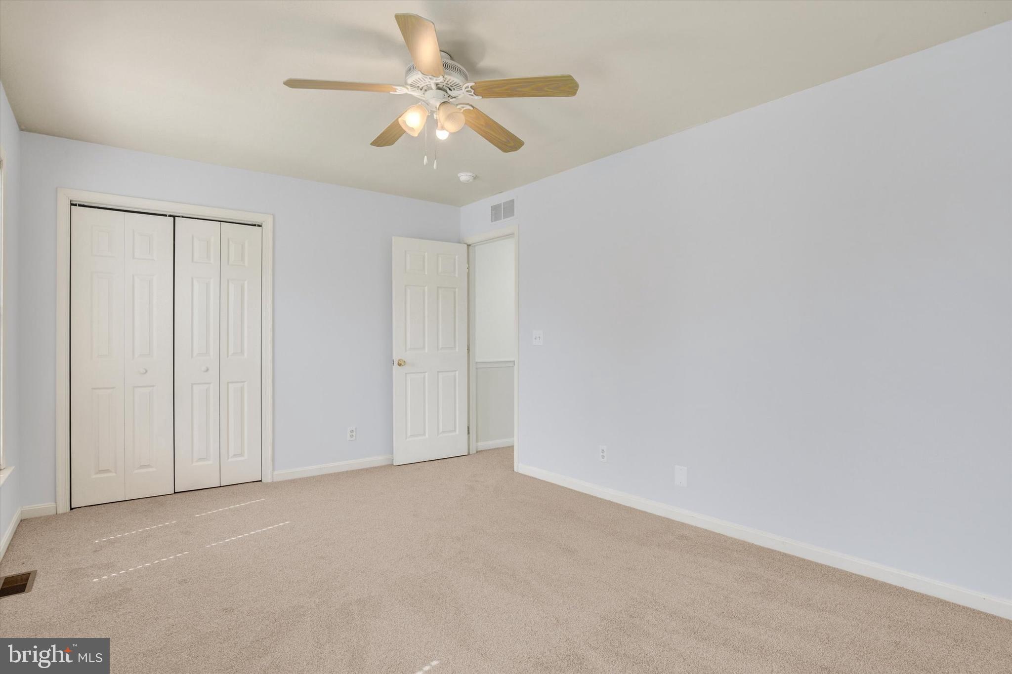 CHESTNUT TOWNHOUSES - Residential