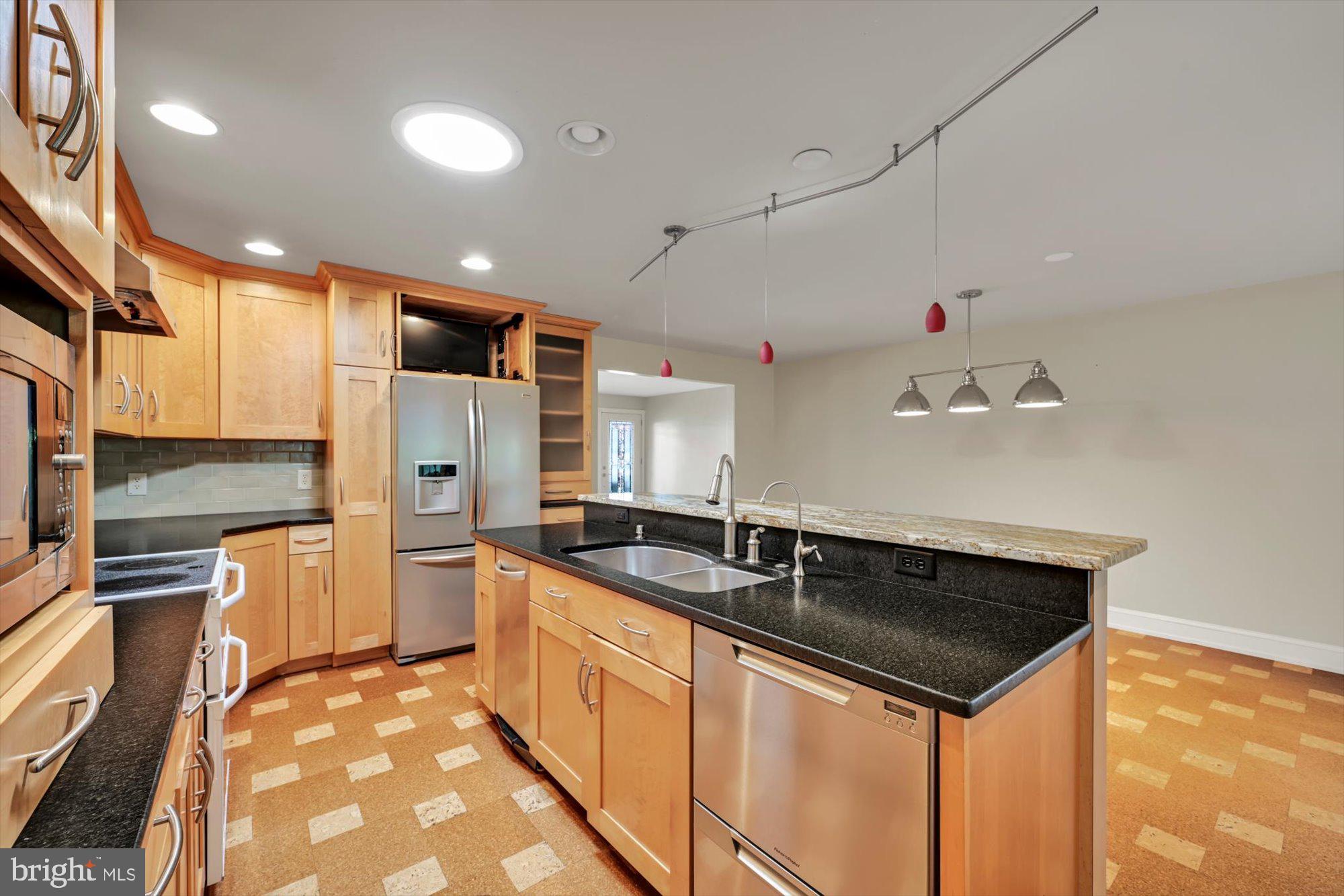 BLOSSOM HILL - Residential