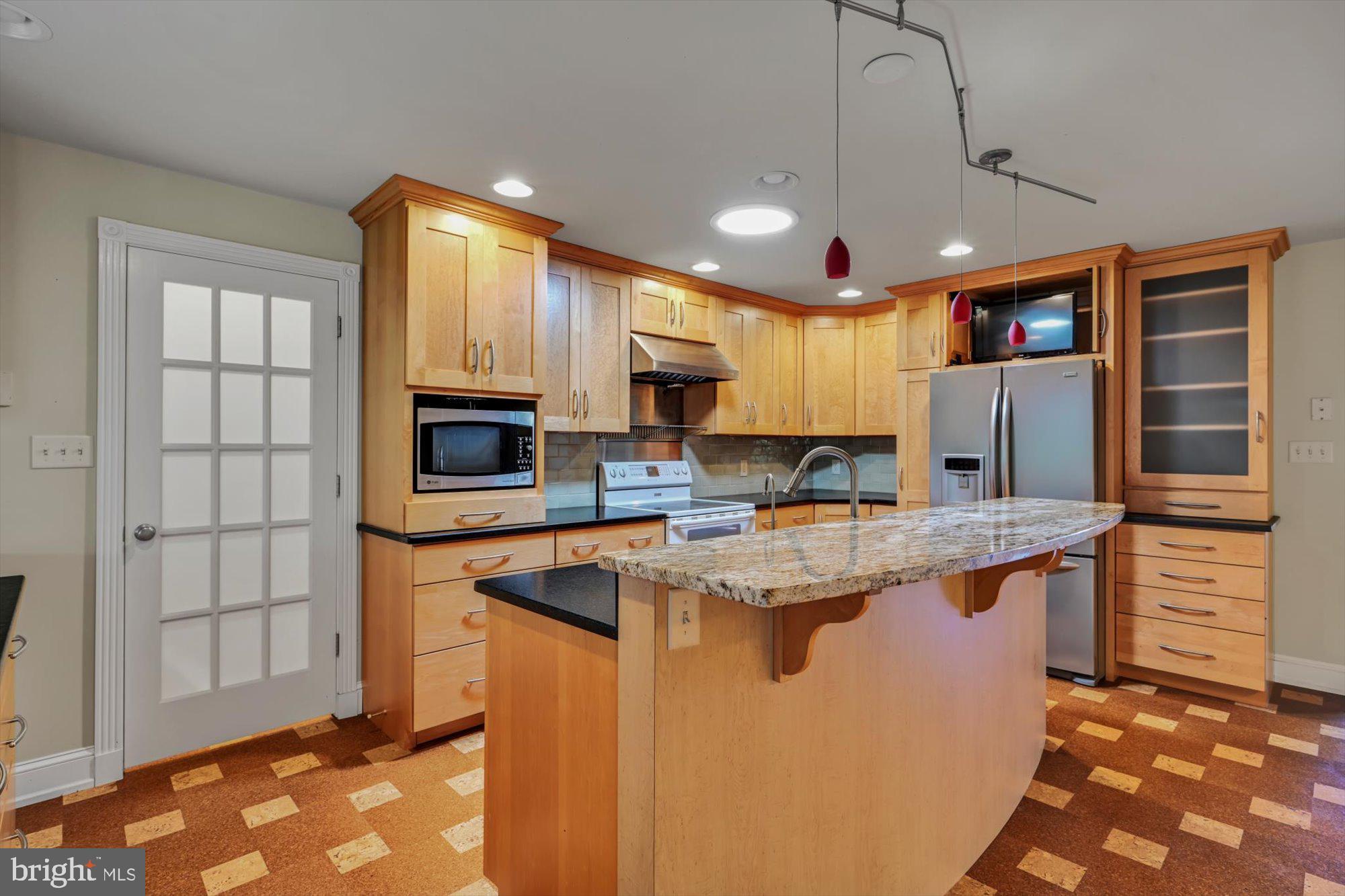 BLOSSOM HILL - Residential