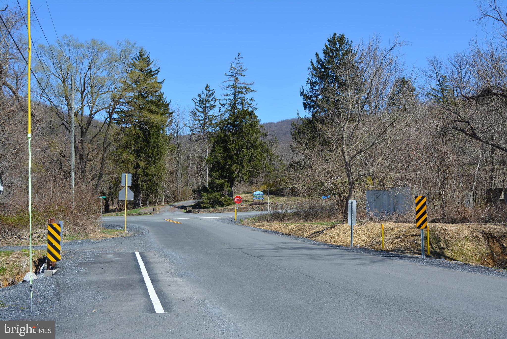 LAKE FRONT ROYAL - Residential