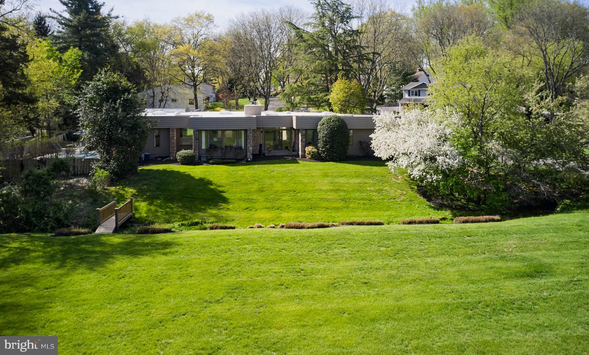 EDGEWOOD PARK - Residential