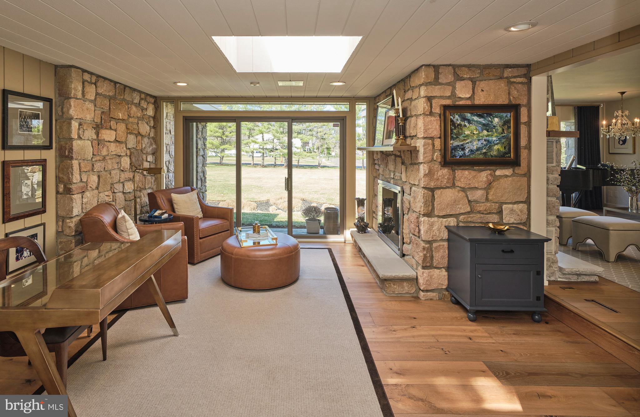 EDGEWOOD PARK - Residential