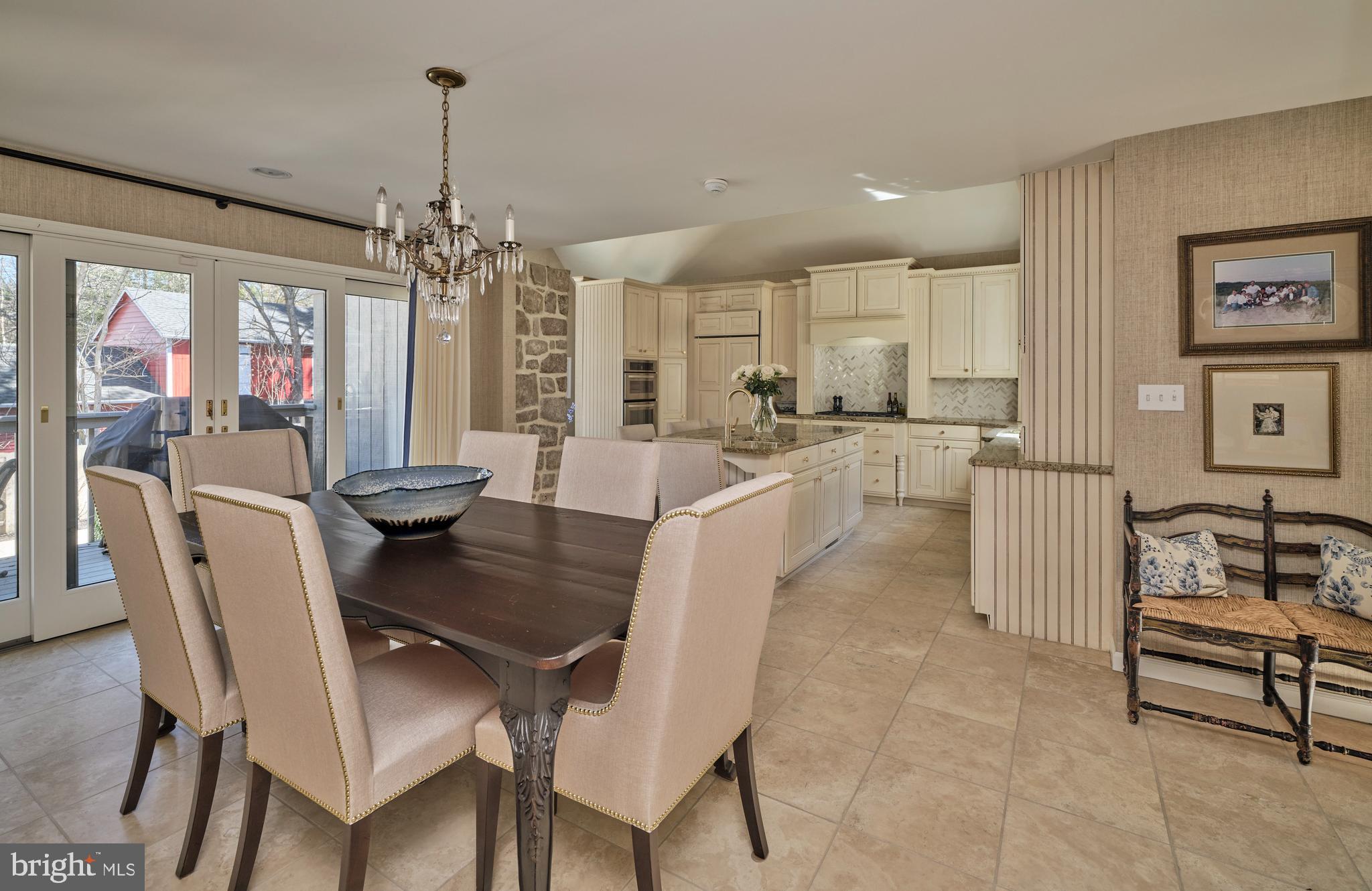 EDGEWOOD PARK - Residential