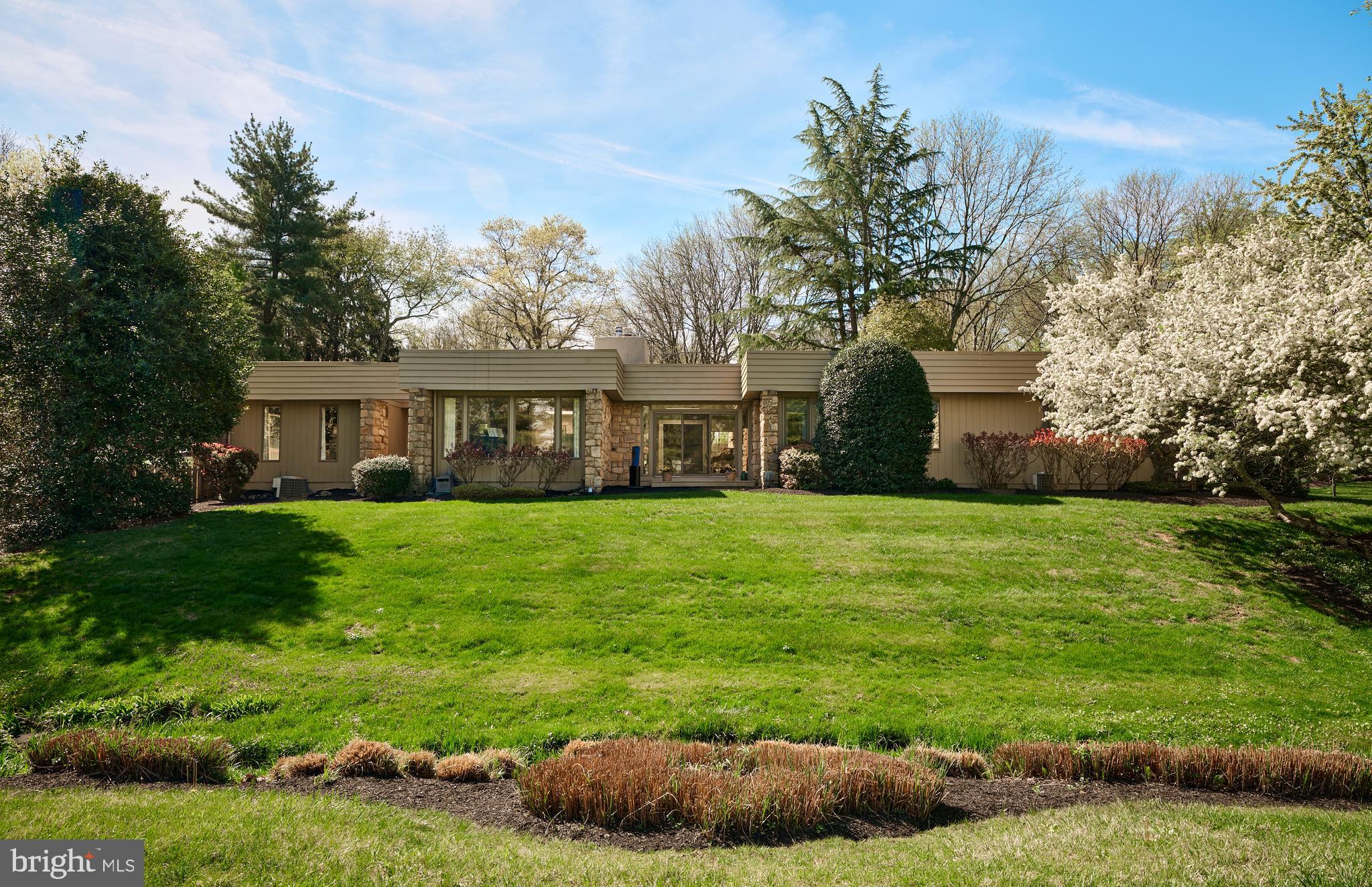 EDGEWOOD PARK - Residential