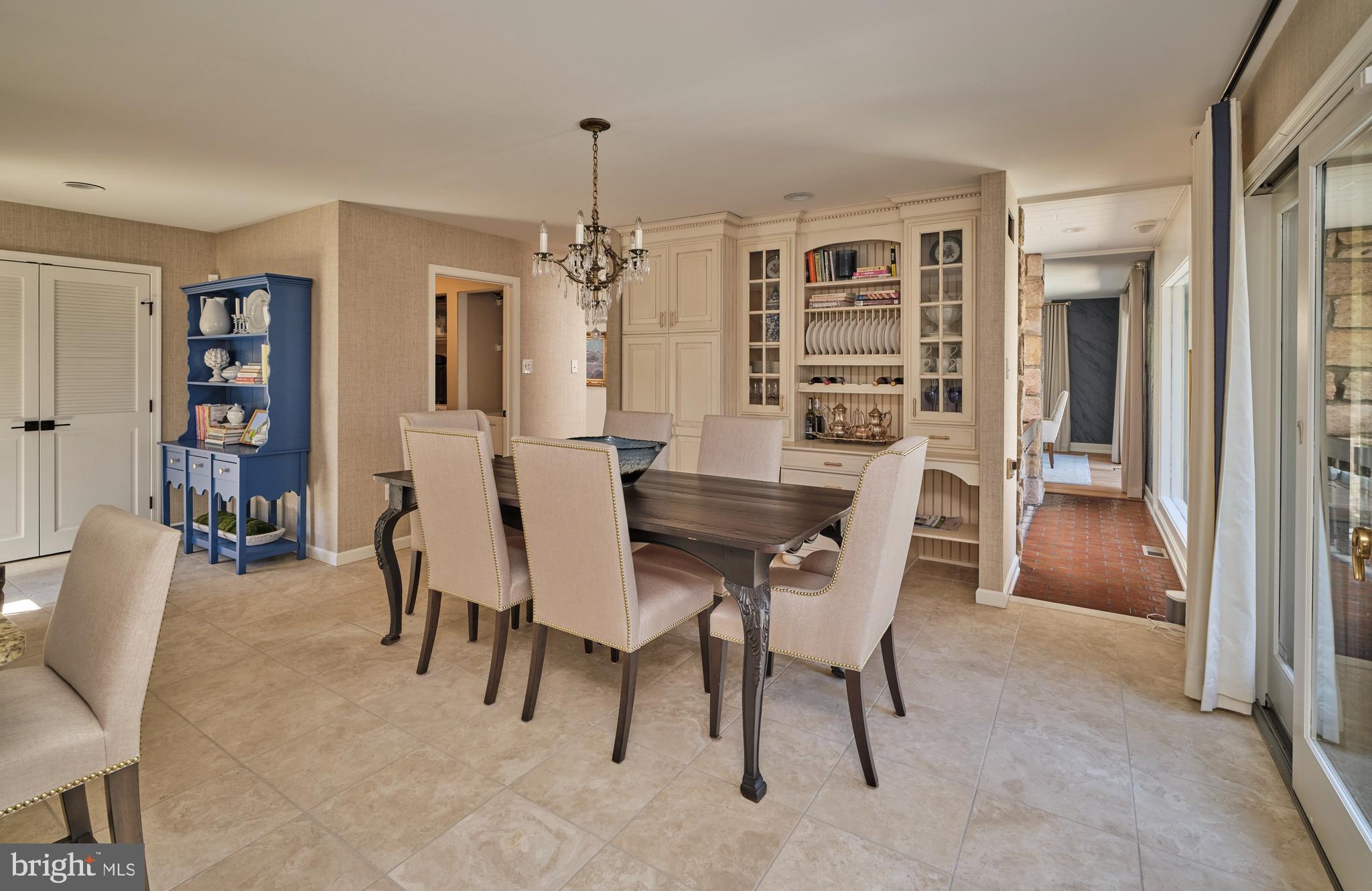 EDGEWOOD PARK - Residential