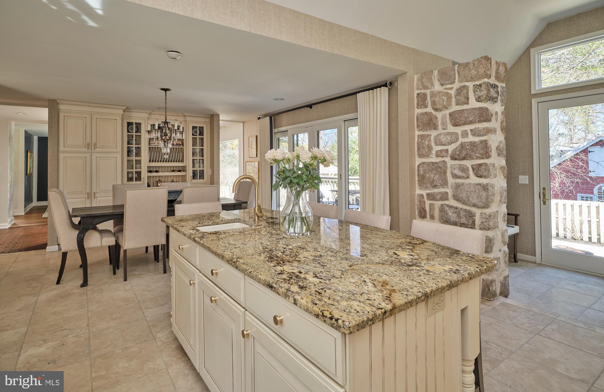 EDGEWOOD PARK - Residential