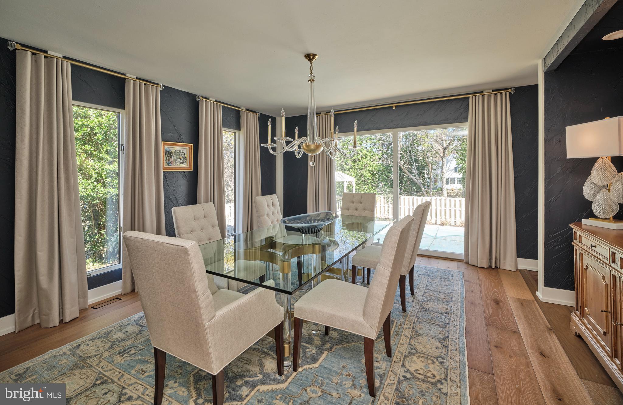 EDGEWOOD PARK - Residential