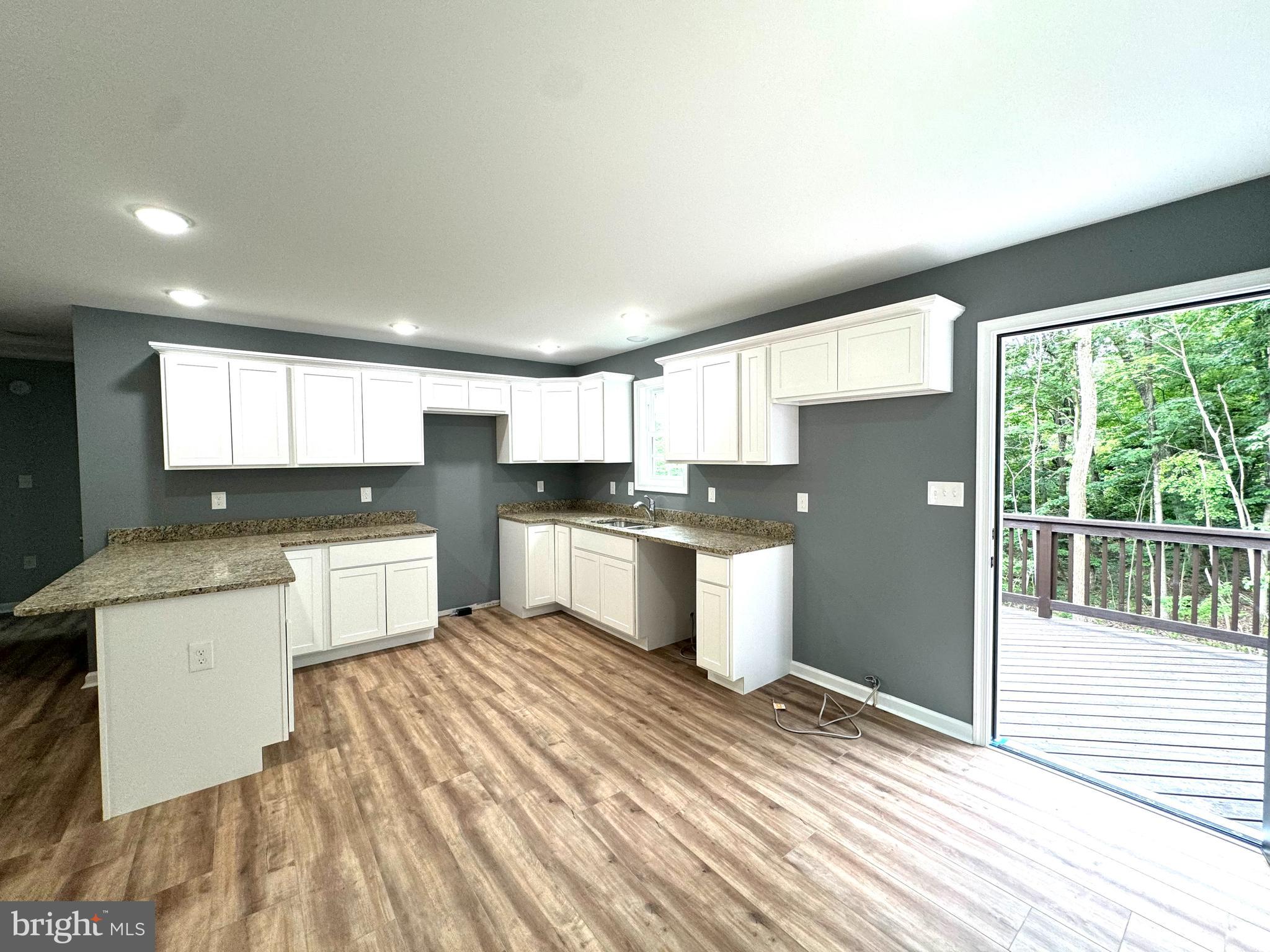 SHEN FARMS RIVERVIEW - Residential