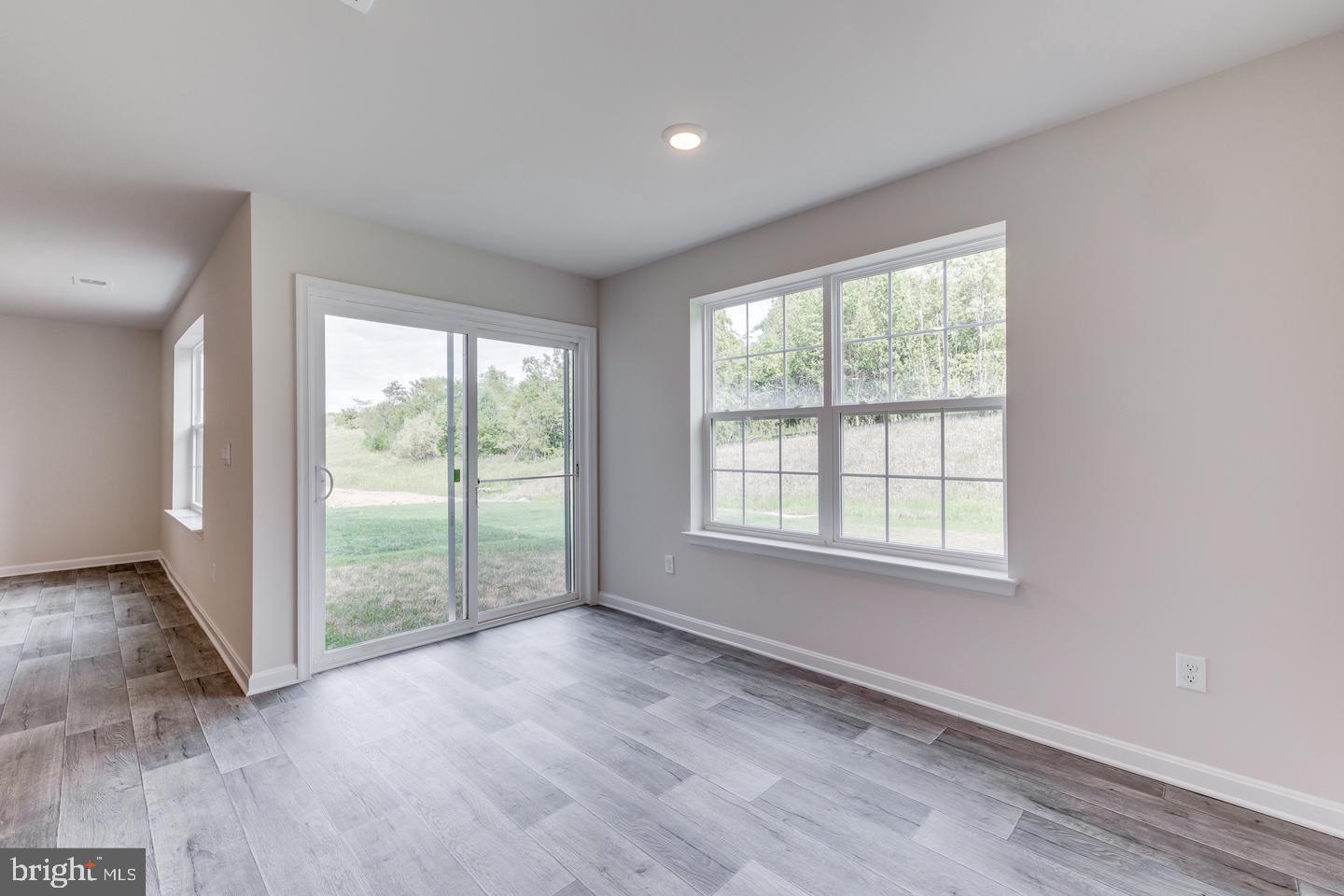 VALLEY VIEW - Residential Lease