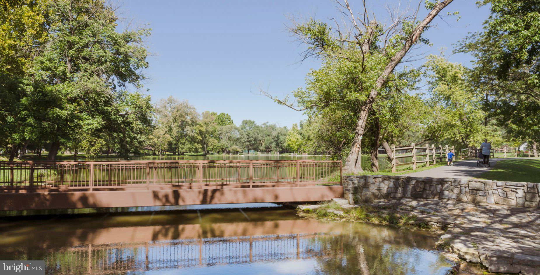 VALLEY VIEW - Residential Lease