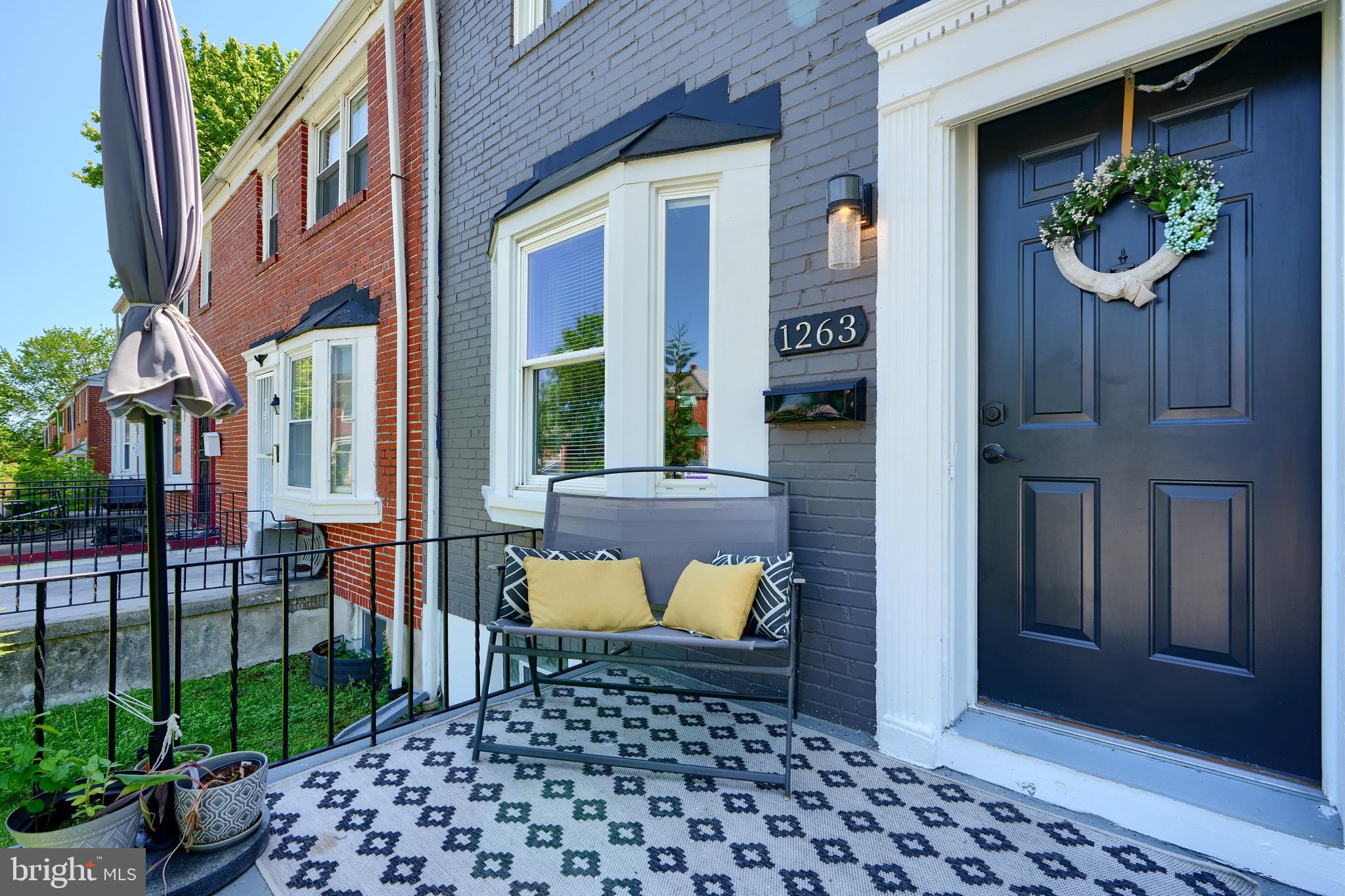 Welcome to your new home! This beautiful3-bedroom, 2-bathroom townhouse features a spacious and bright layout, an updated kitchen, and hardwood floors. The fully finished basement offers extra living space. Enjoy the private parking pad and generous backyard. Located in a great neighborhood, this home is close to all the amenities