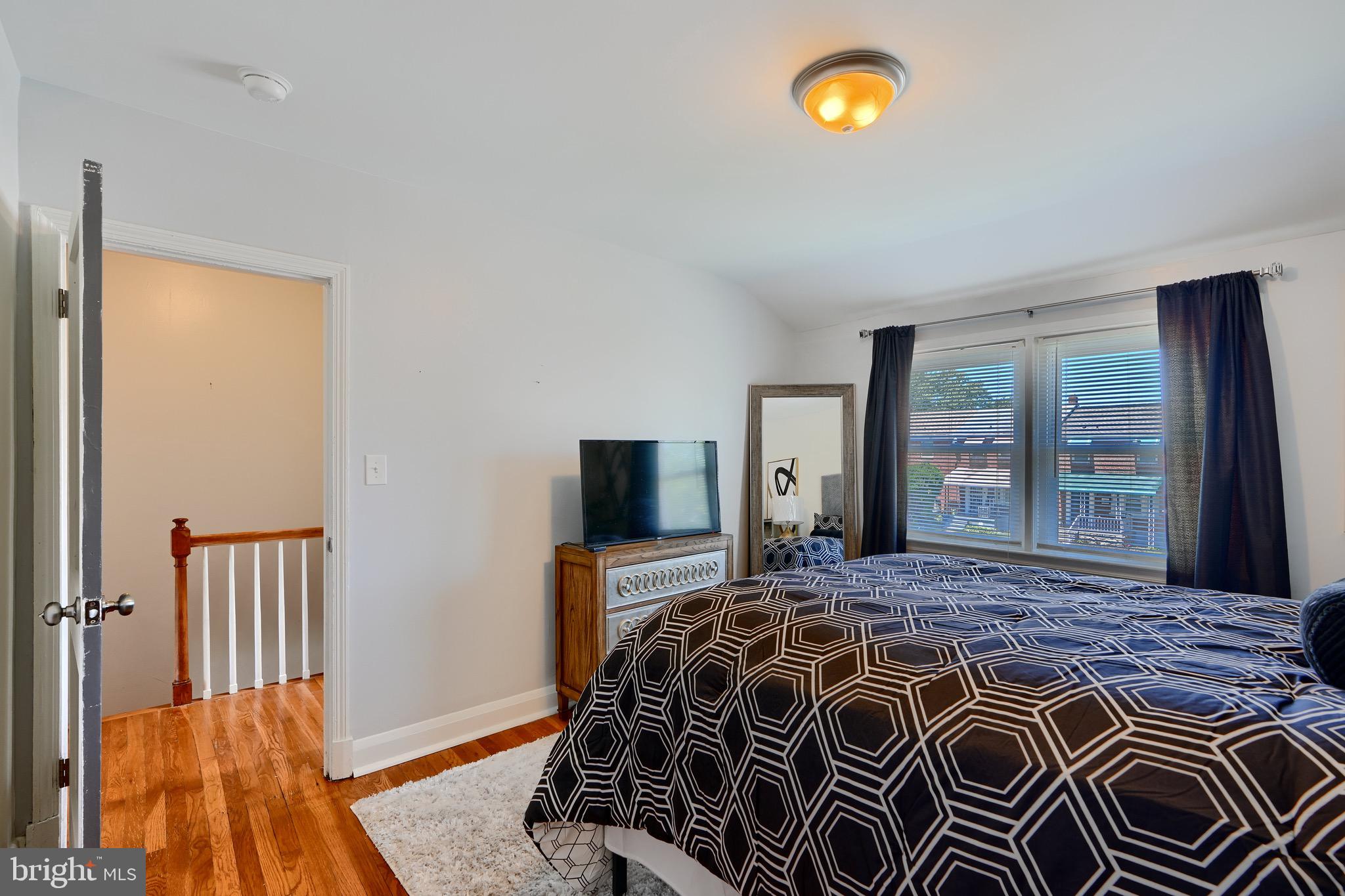 LOCH RAVEN - Residential